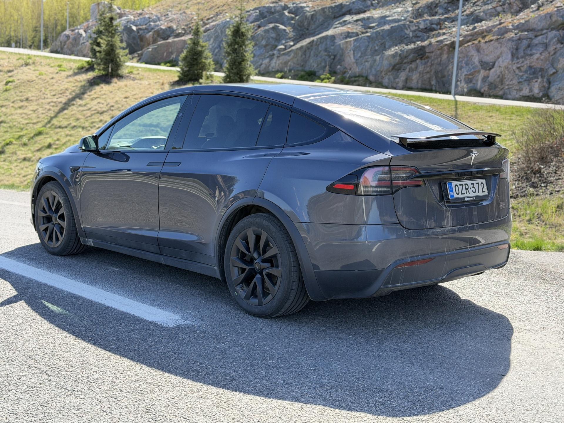 TESLA Model X 2023