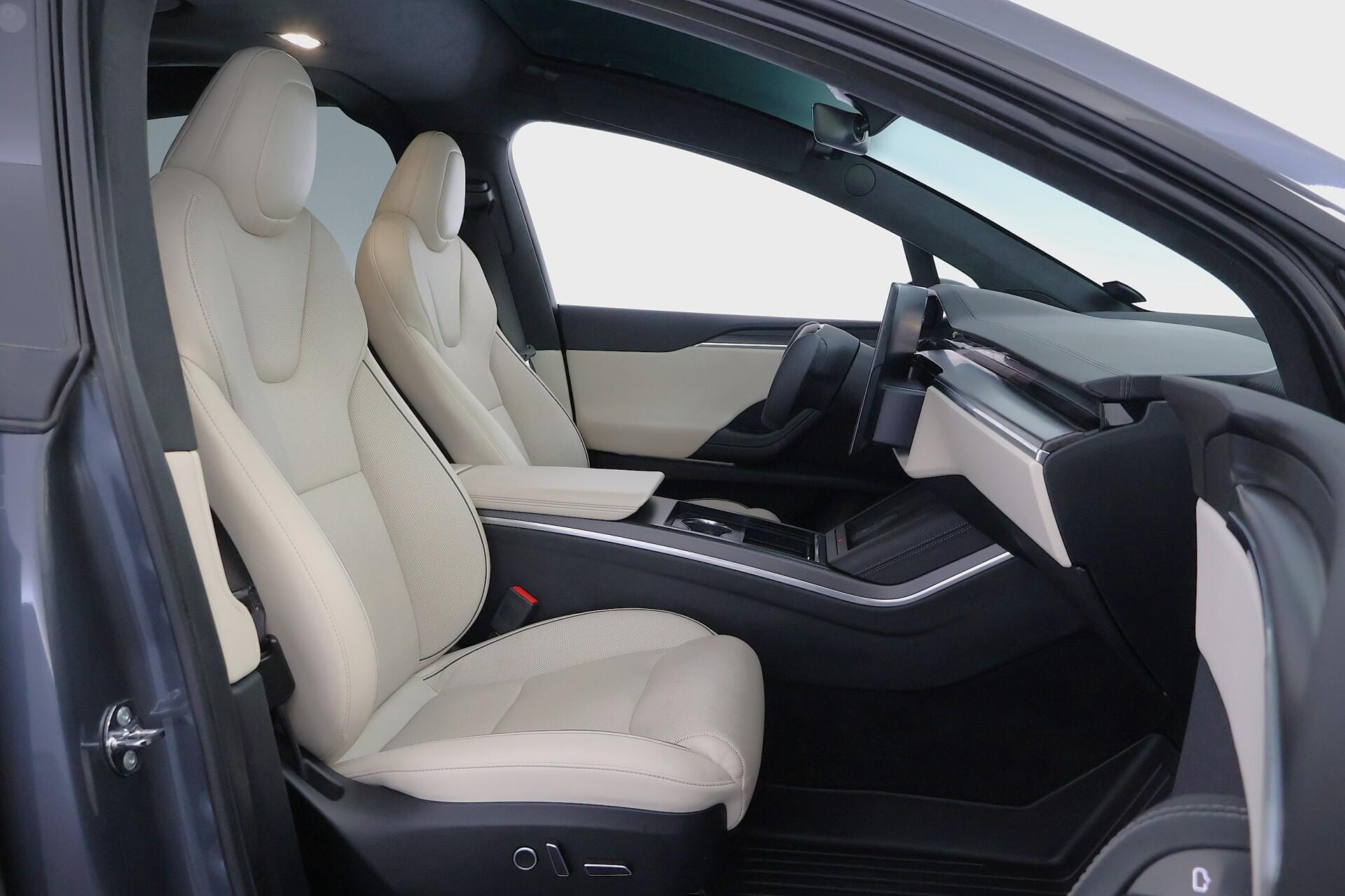 TESLA Model X 2023