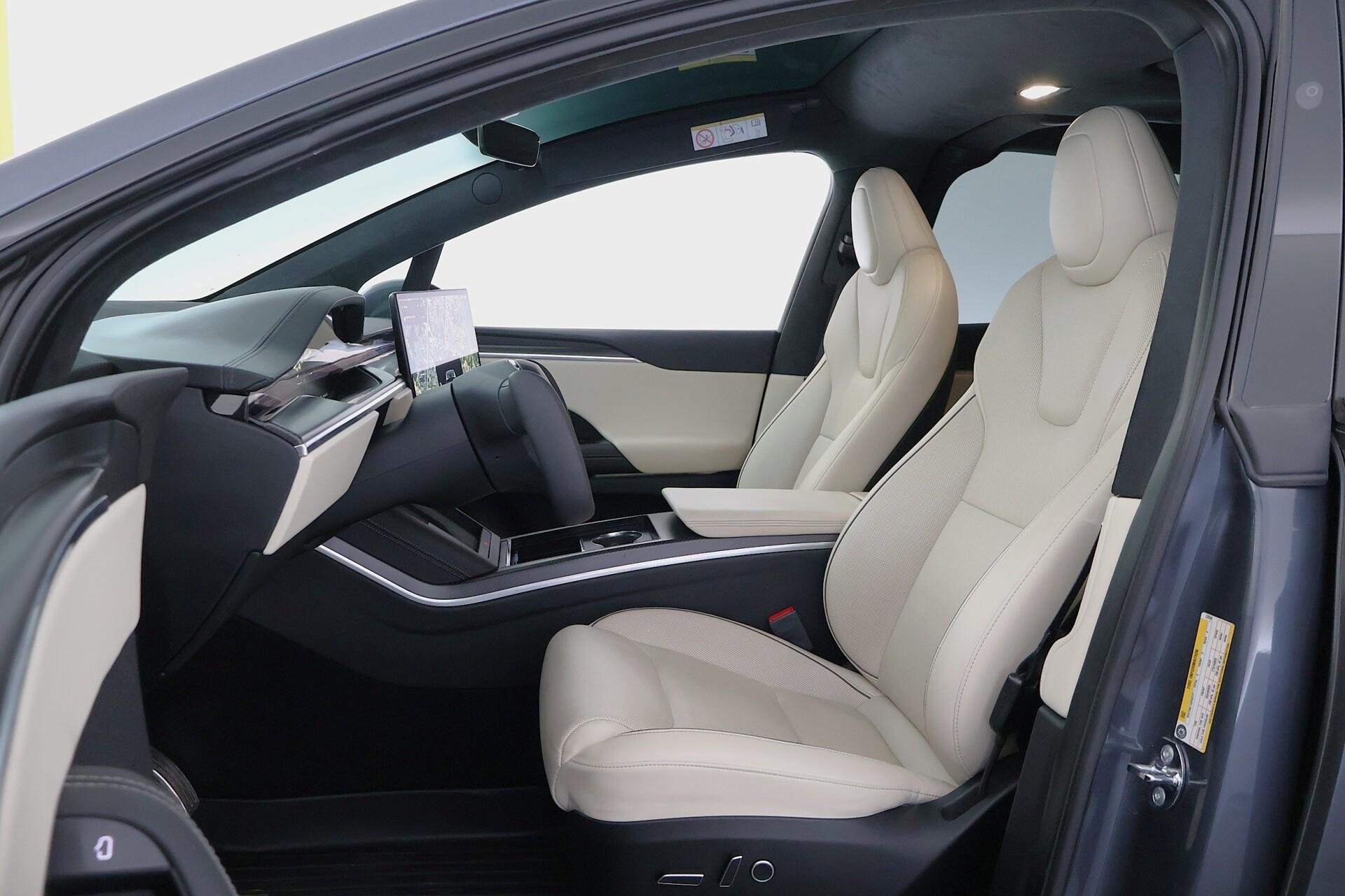 TESLA Model X 2023