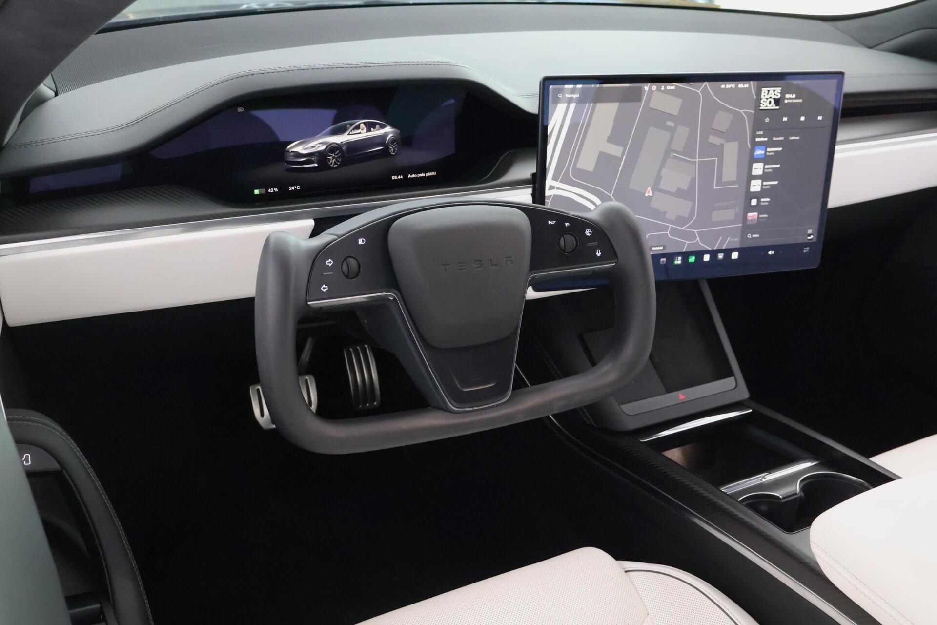 TESLA Model S 2023