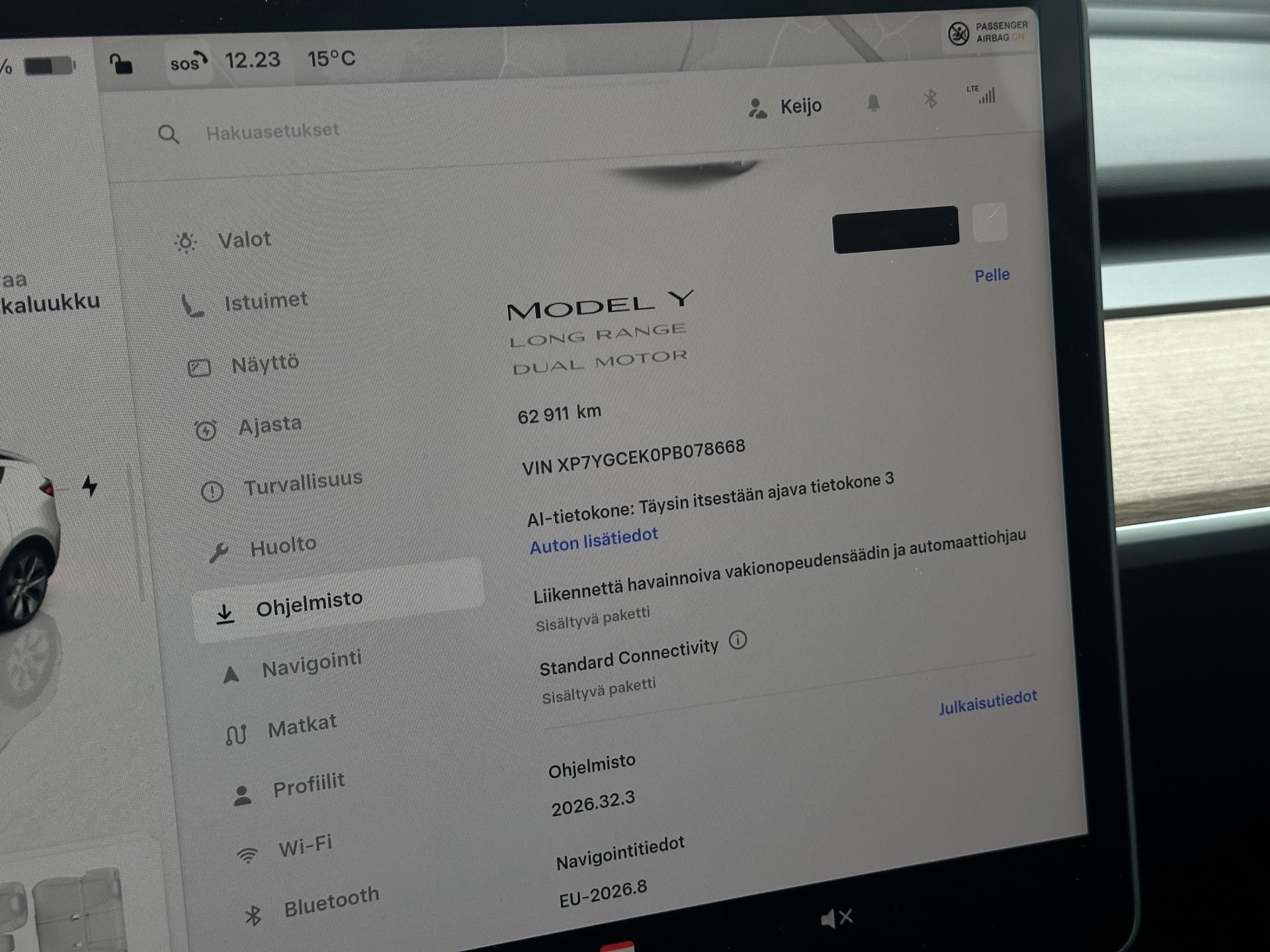 TESLA Model Y 2023