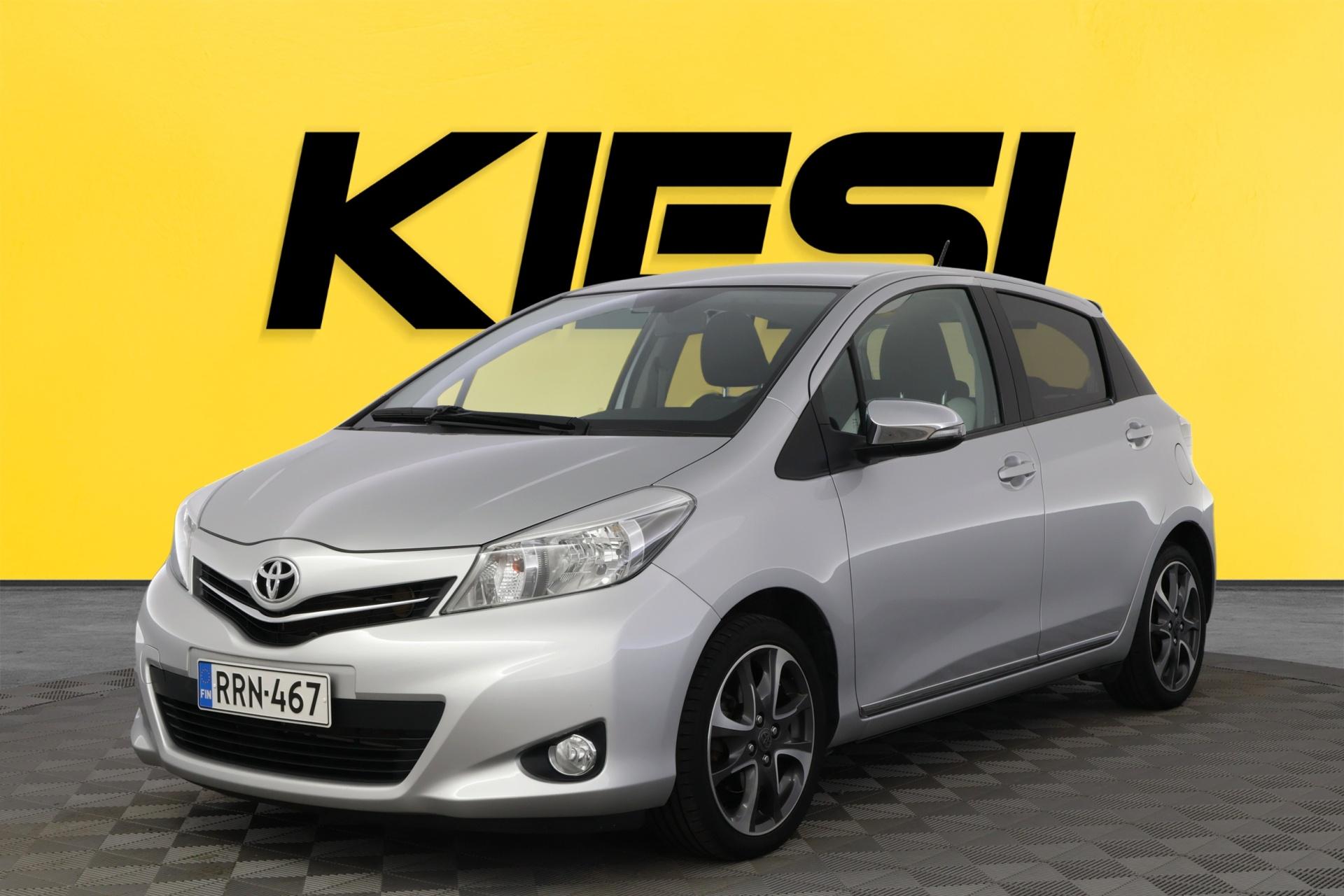 TOYOTA Yaris 2014