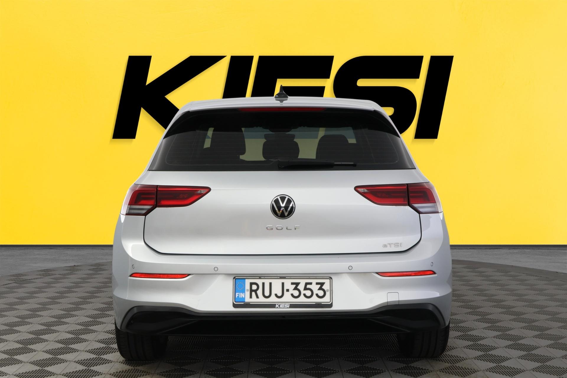 VOLKSWAGEN Golf 2021