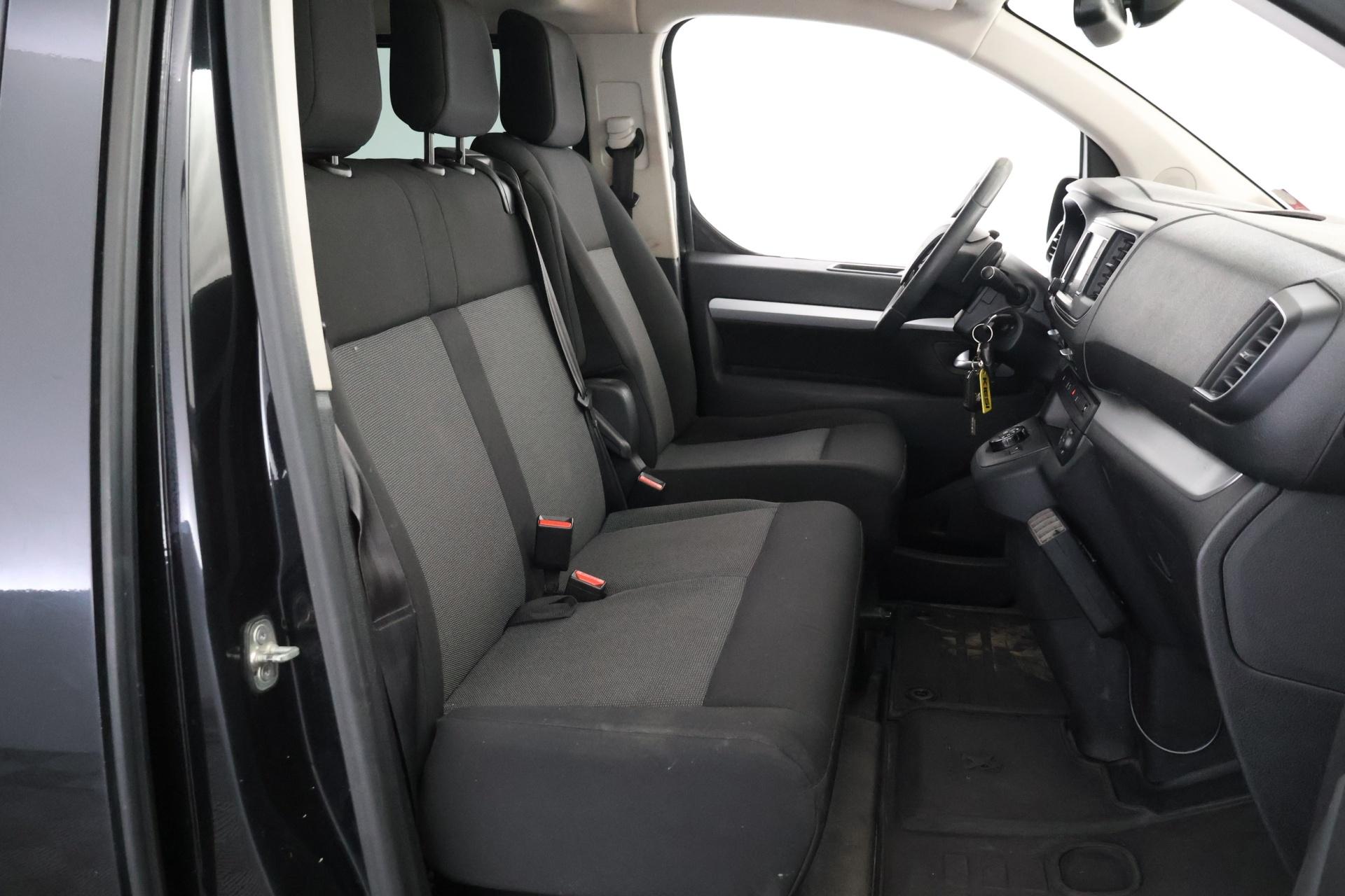 PEUGEOT Traveller 2017