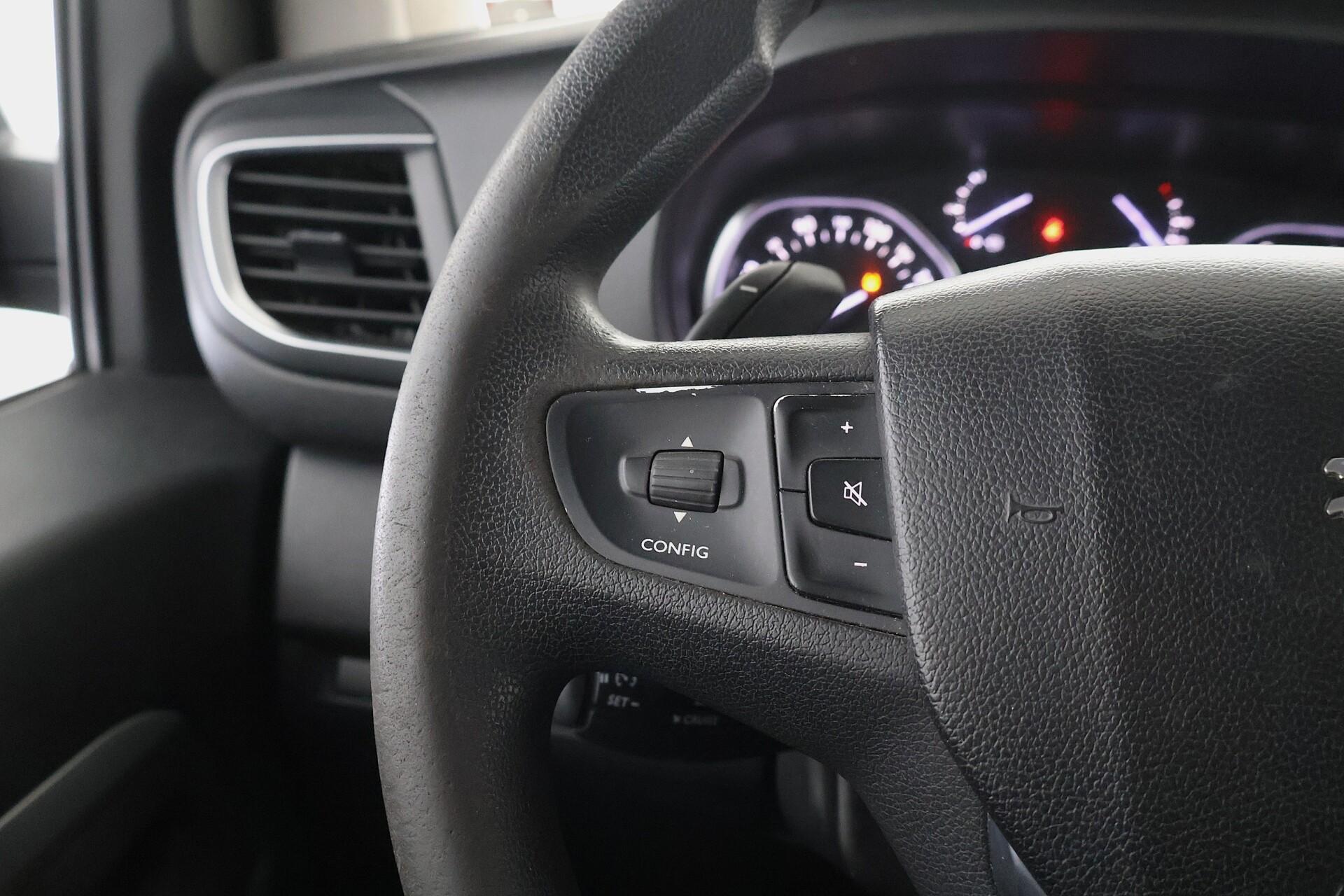 PEUGEOT Traveller 2017