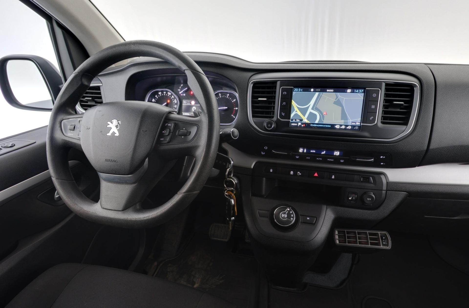 PEUGEOT Traveller 2017