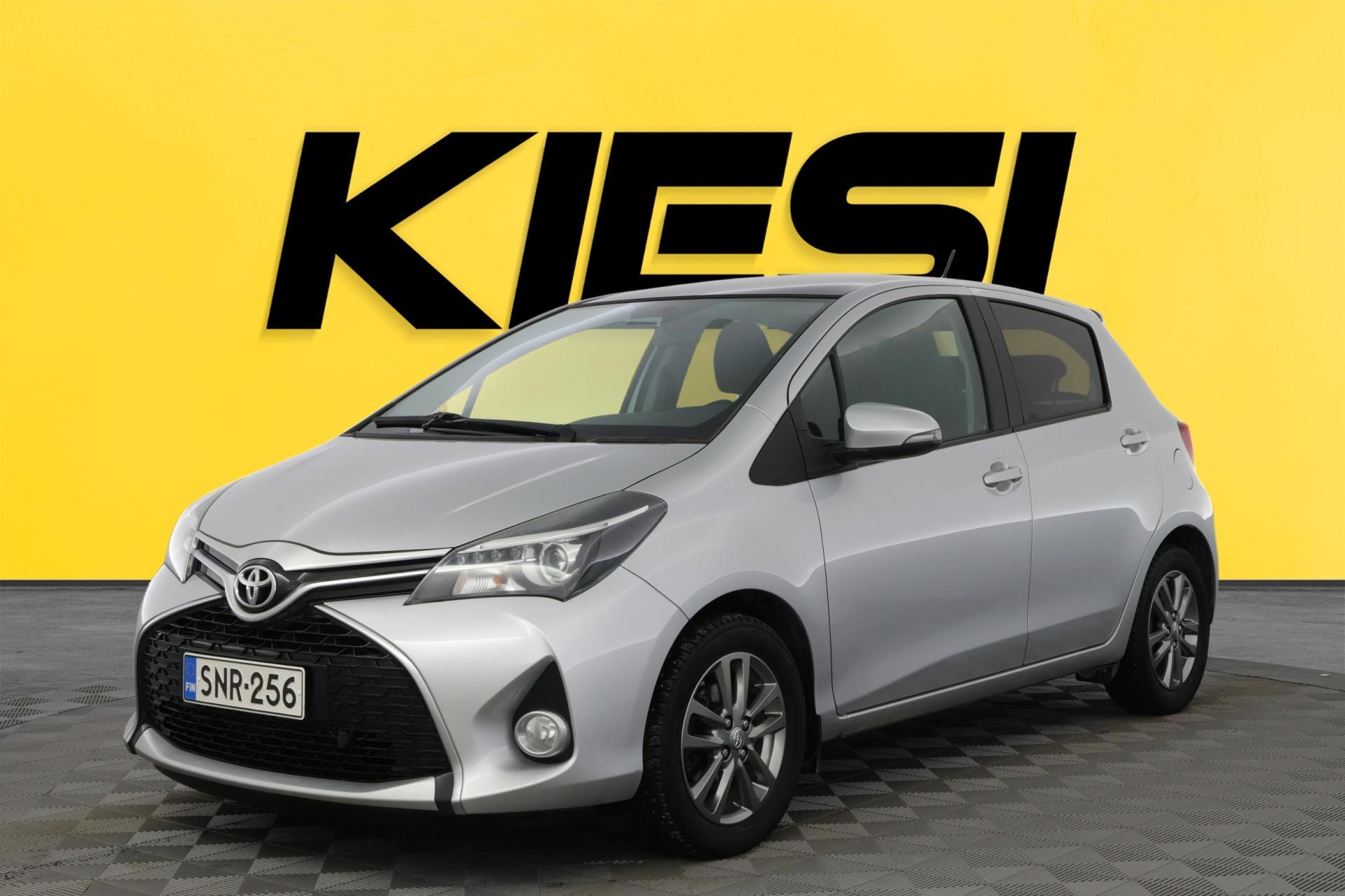TOYOTA Yaris 2016