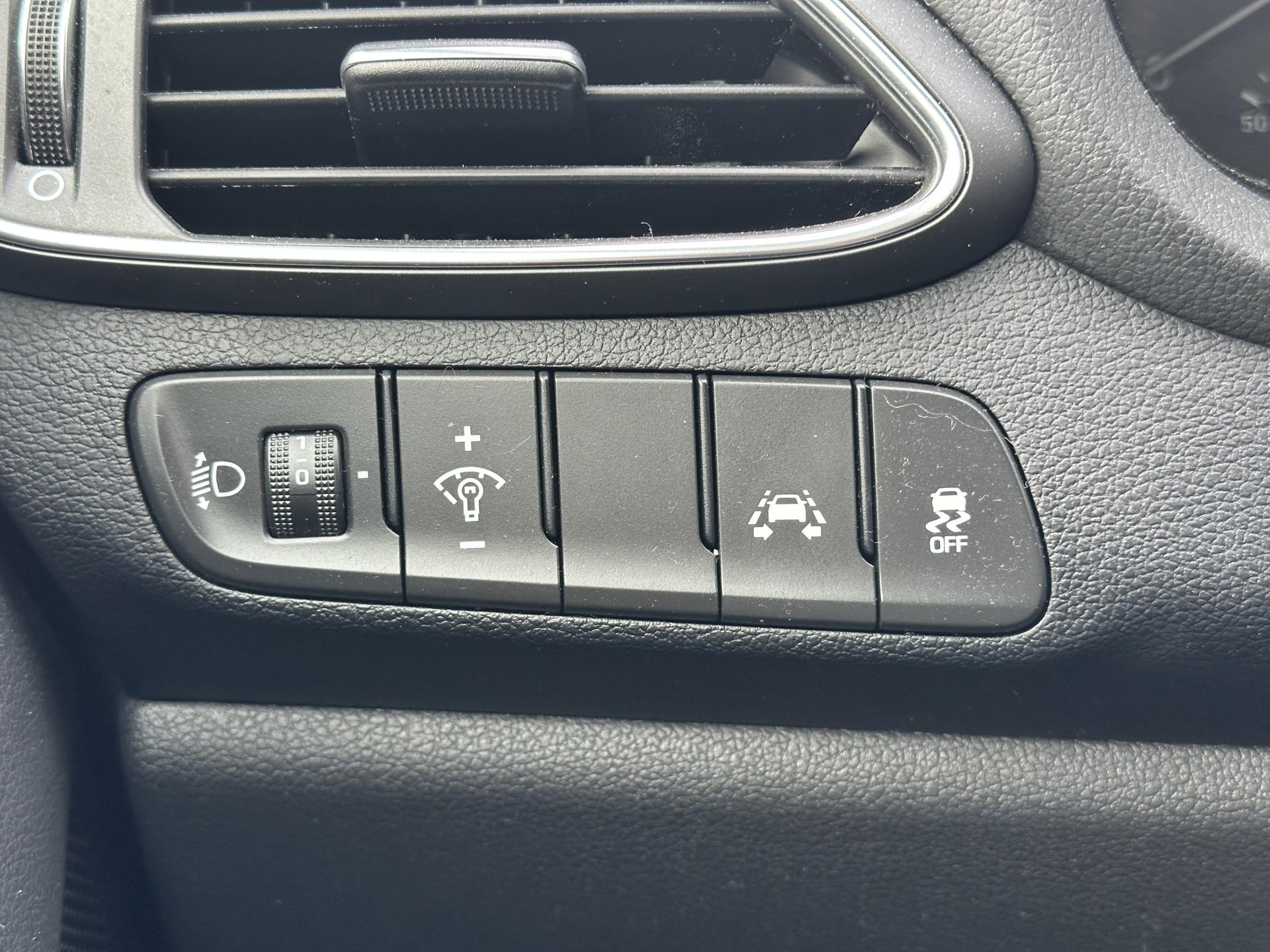 HYUNDAI i30 Fastback 2018