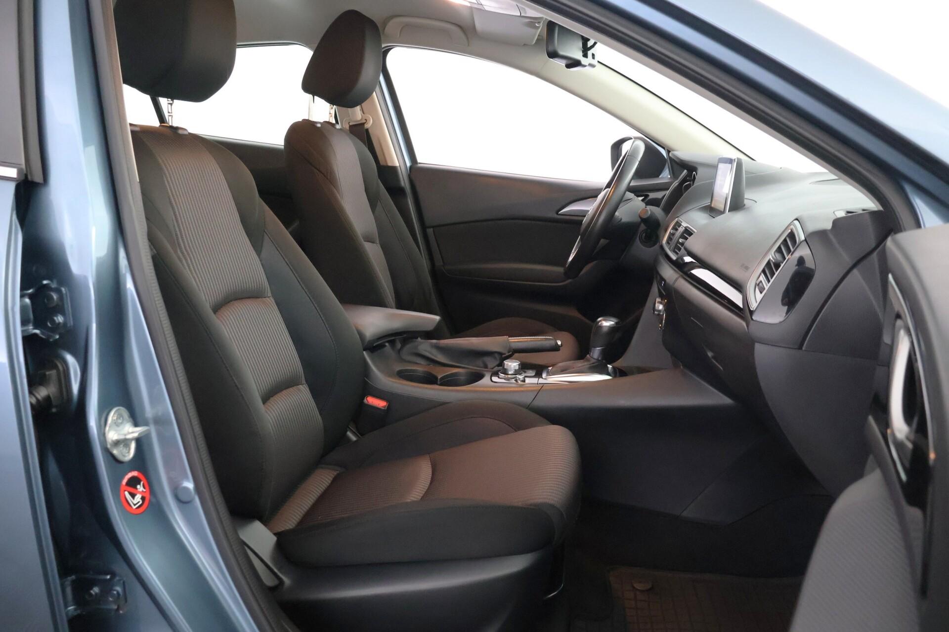 MAZDA 3 2014