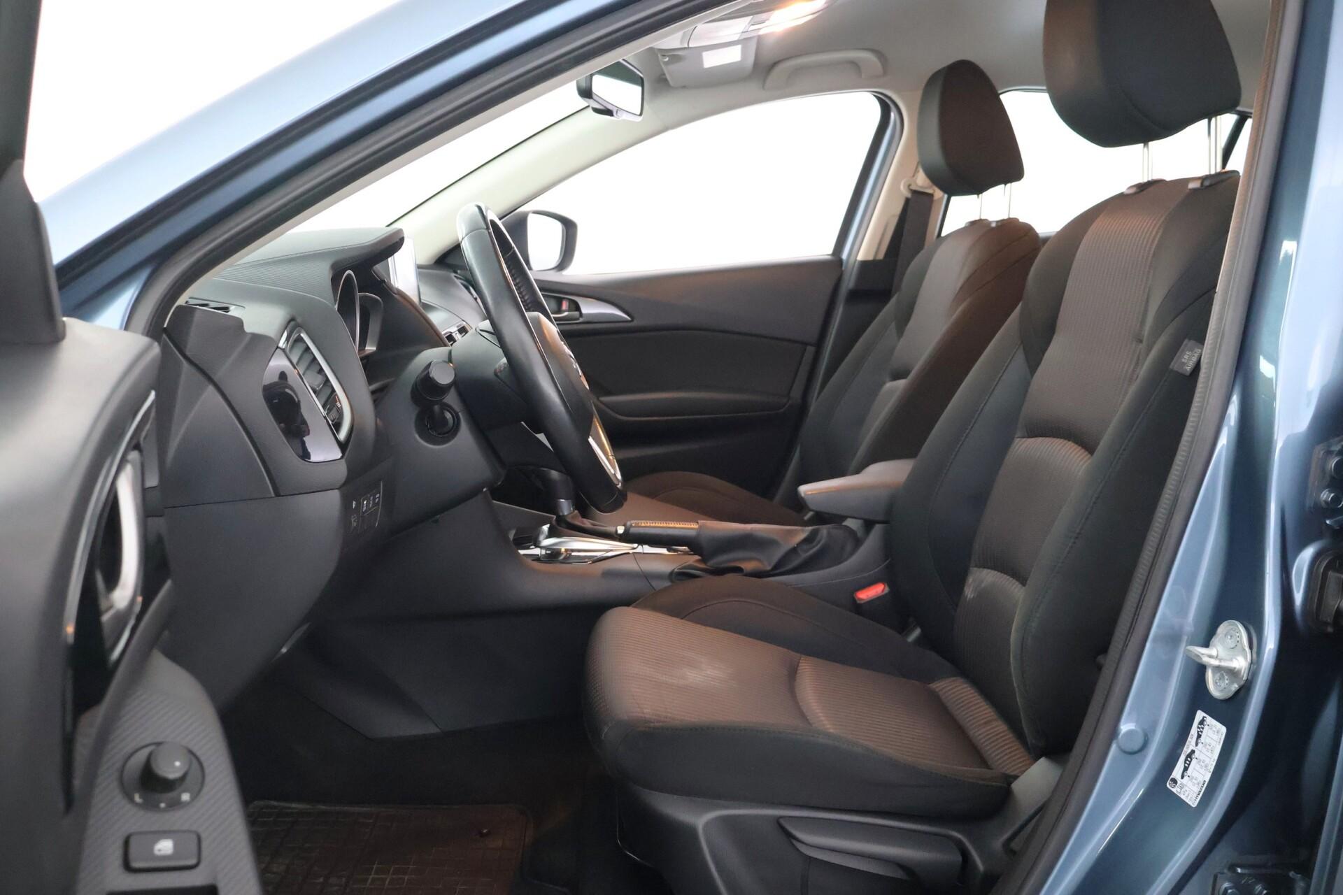 MAZDA 3 2014