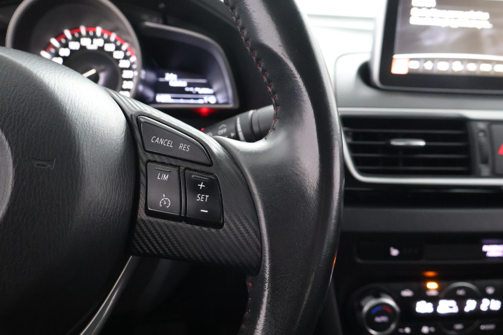 MAZDA 3 2014