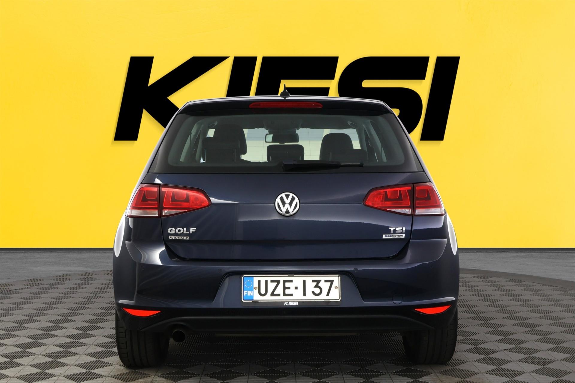 VOLKSWAGEN Golf 2016