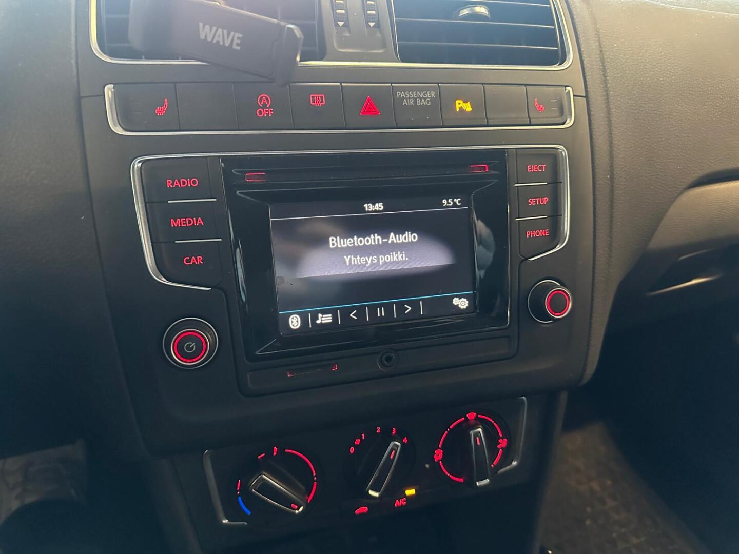 VOLKSWAGEN Polo 2017