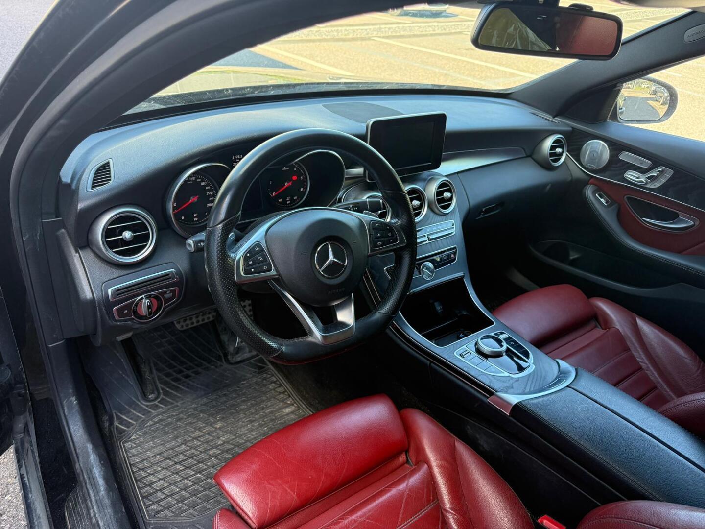 MERCEDES-BENZ C 2016