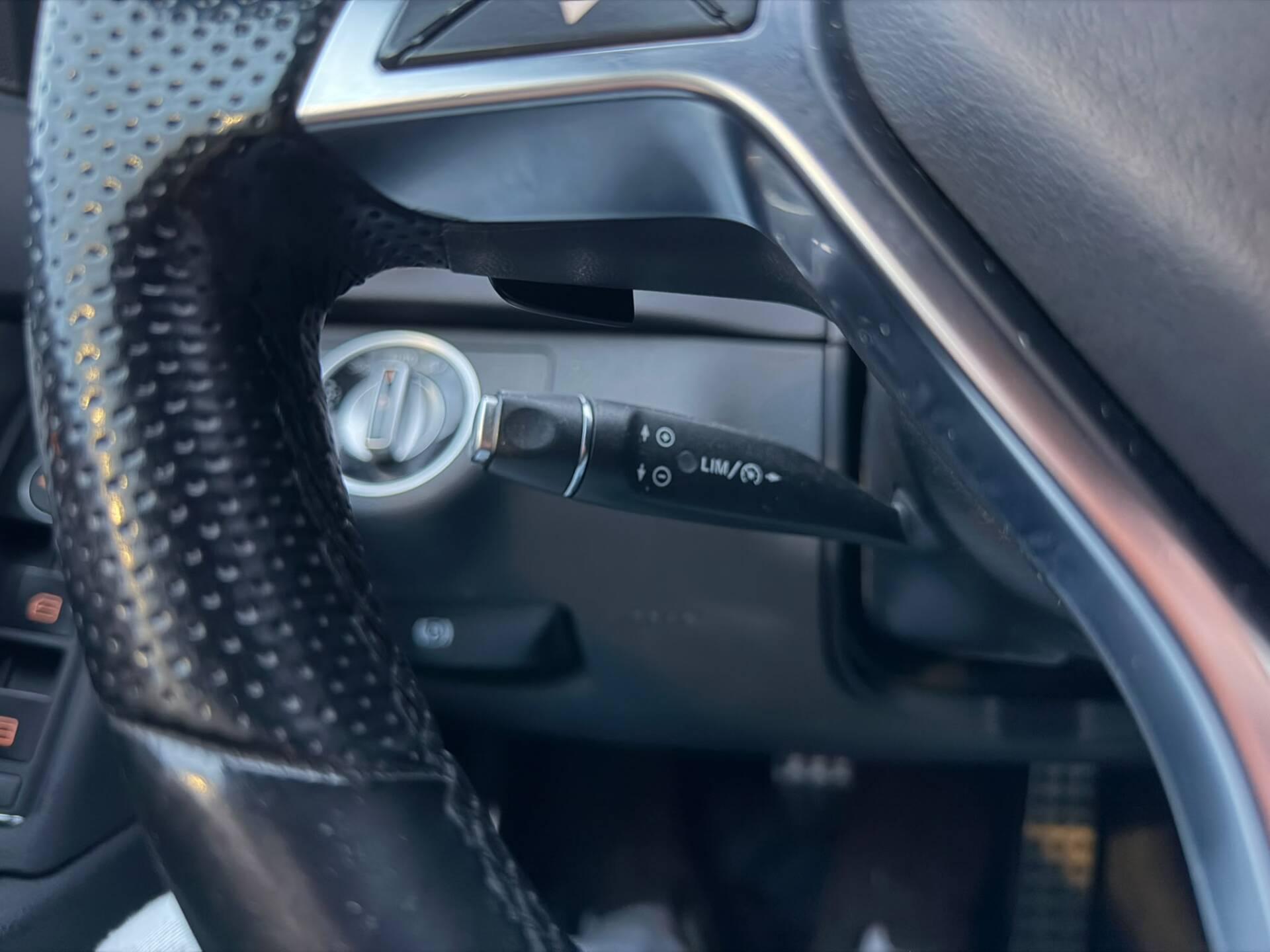 MERCEDES-BENZ C 2014