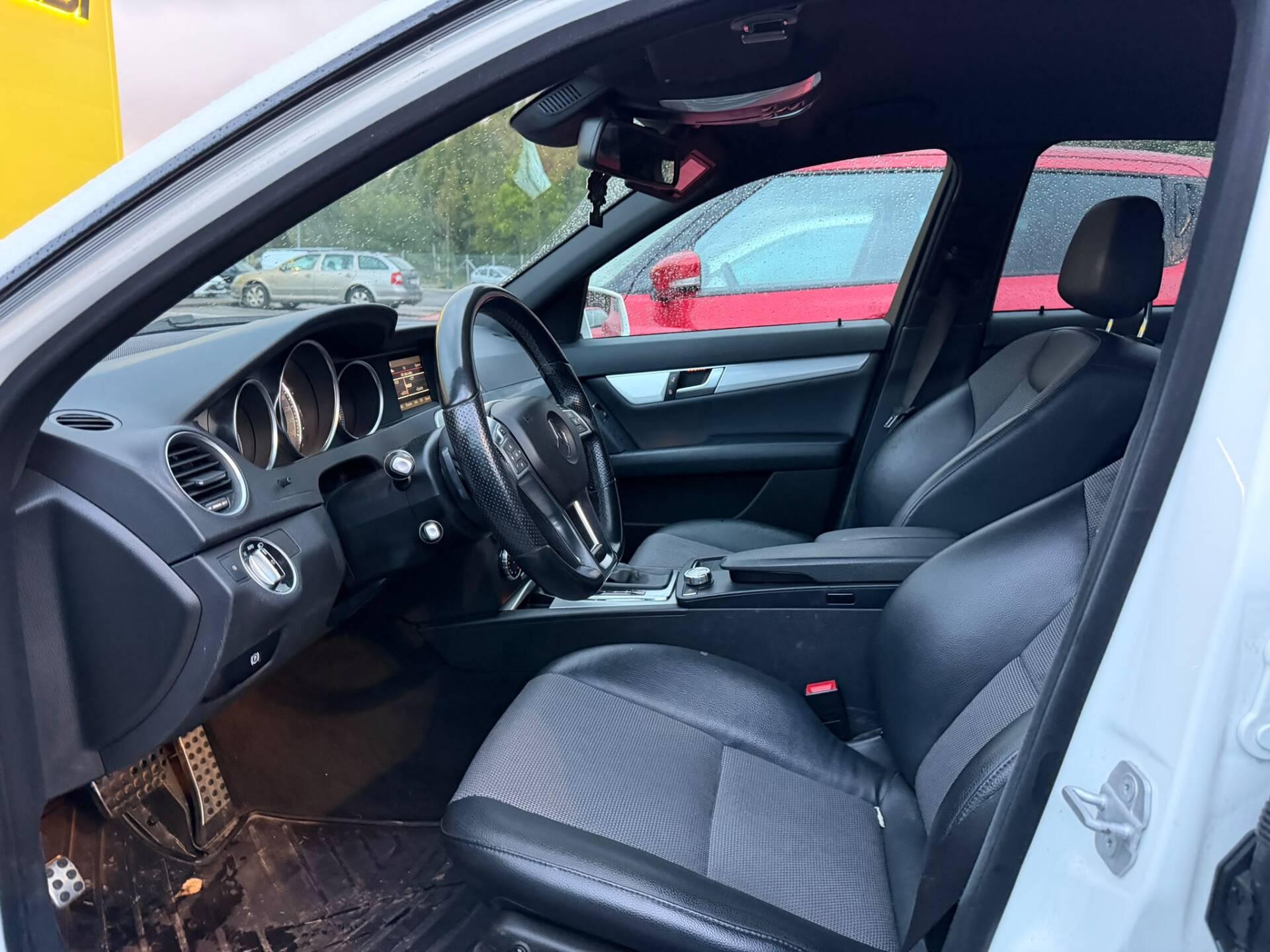 MERCEDES-BENZ C 2014