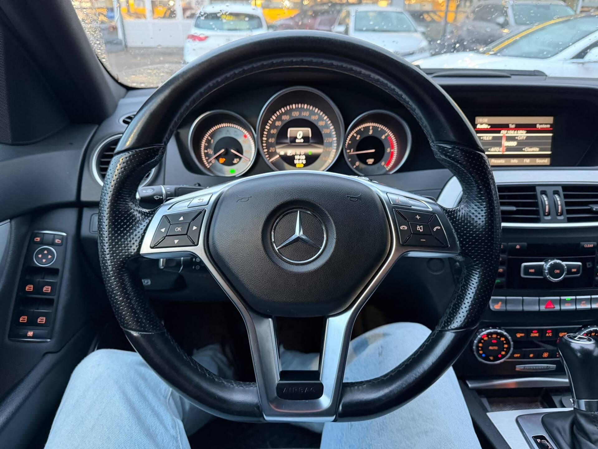 MERCEDES-BENZ C 2014