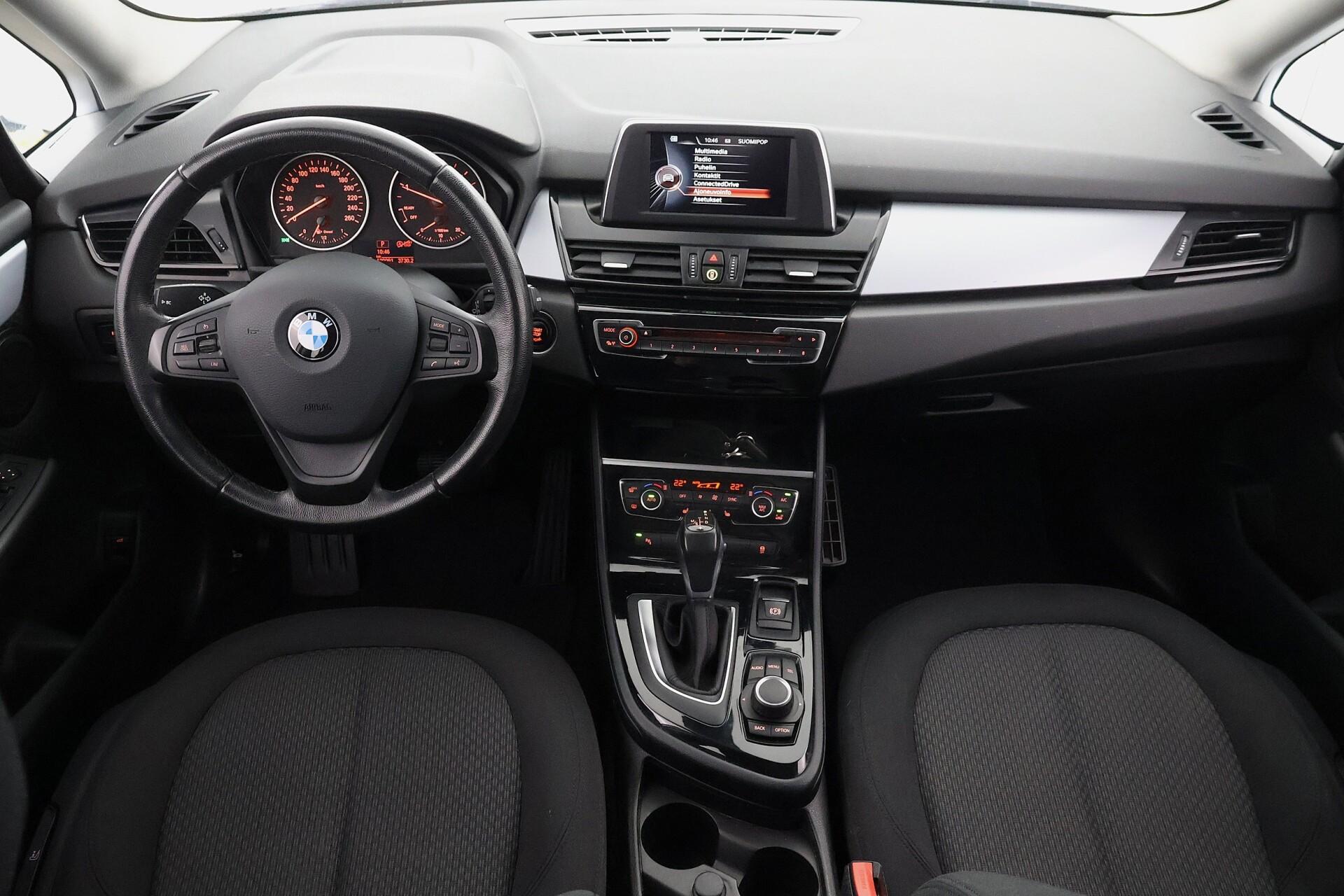 BMW 216 2017