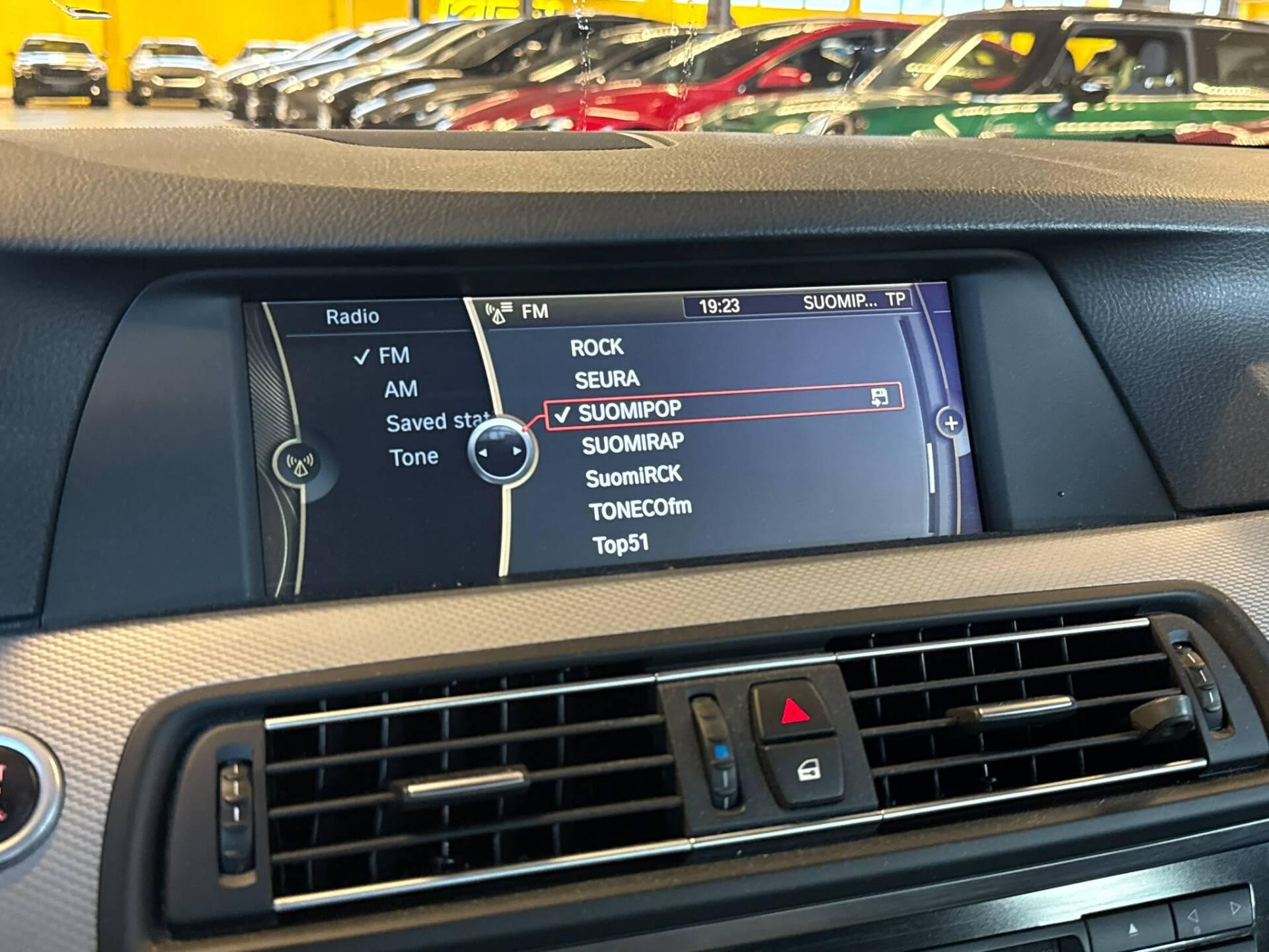 BMW 530 2011