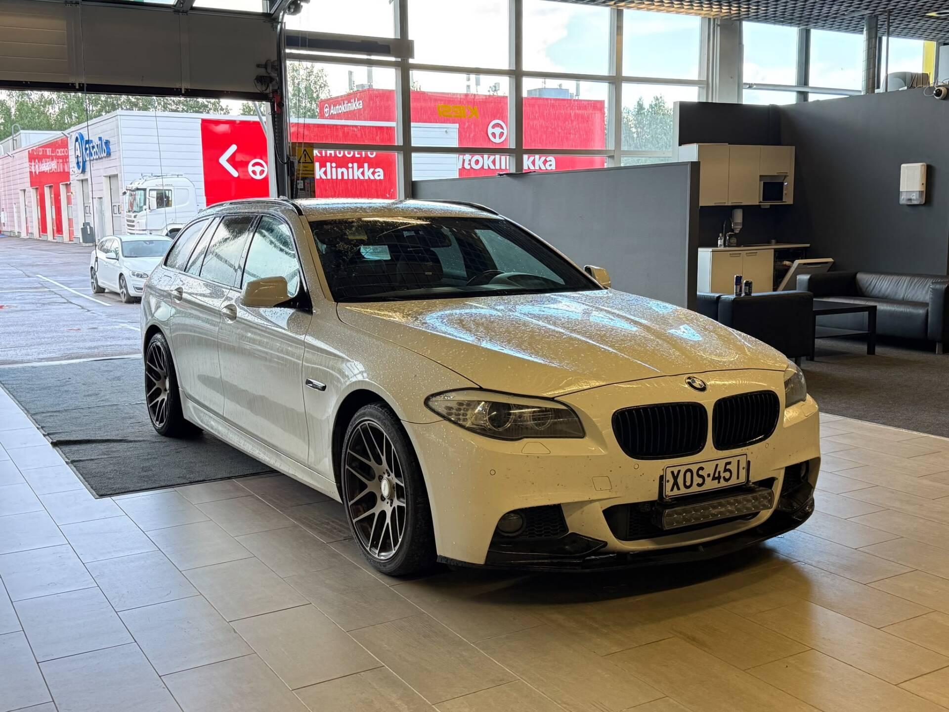 BMW 530 2011