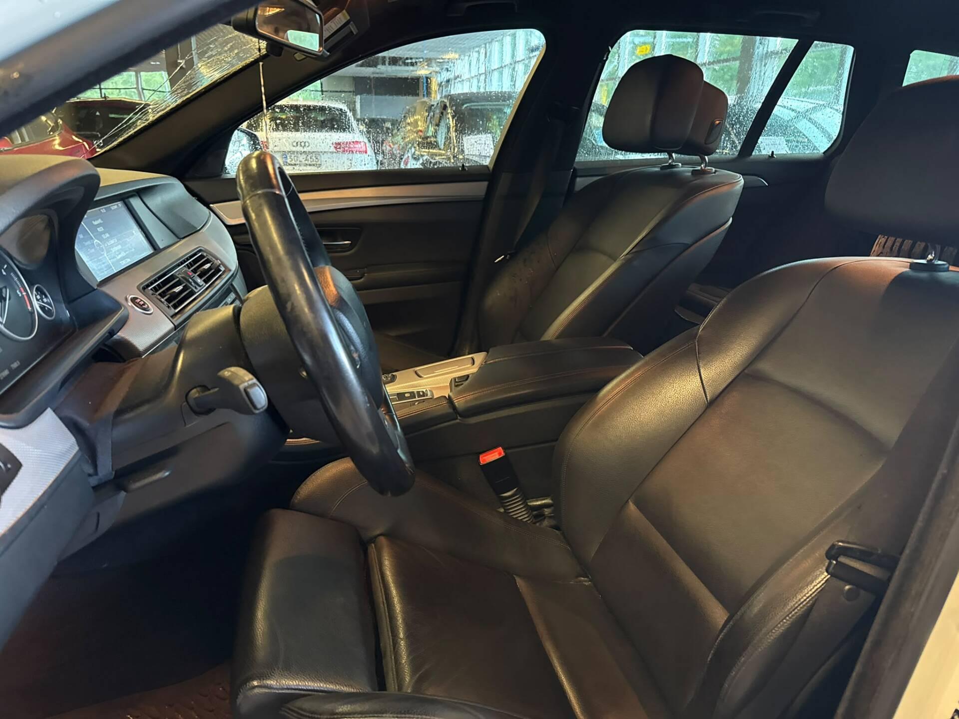 BMW 530 2011
