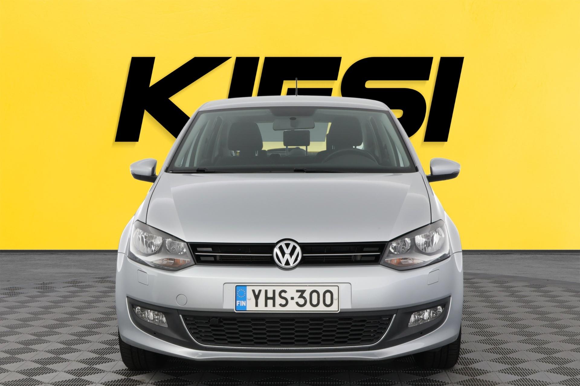 VOLKSWAGEN Polo 2011