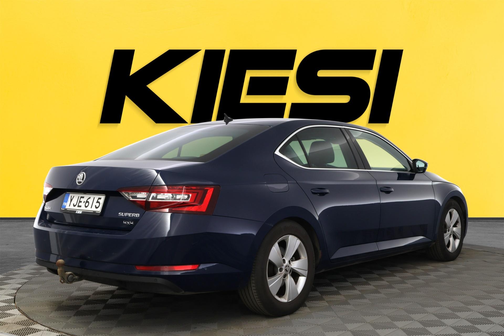 SKODA Superb 2016