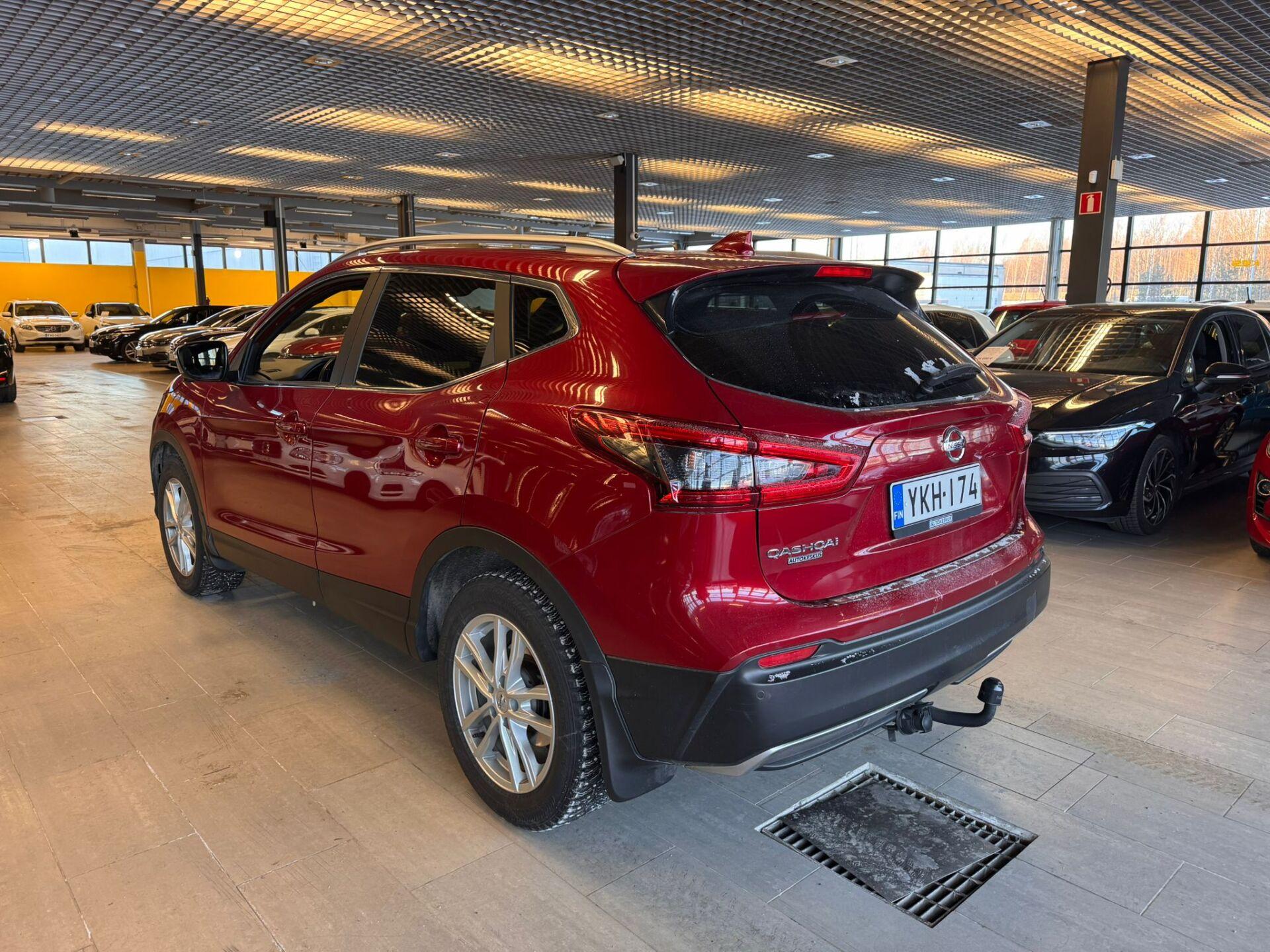 NISSAN Qashqai 2018
