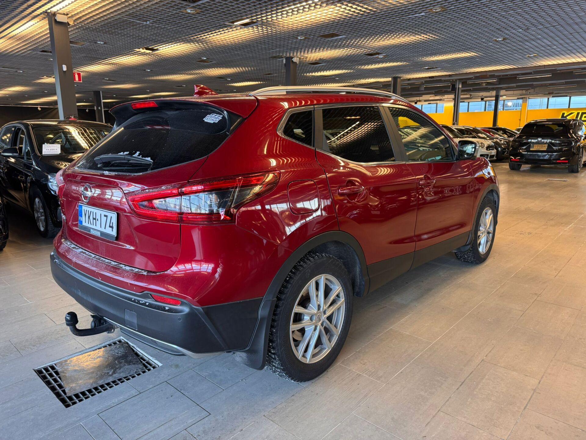 NISSAN Qashqai 2018