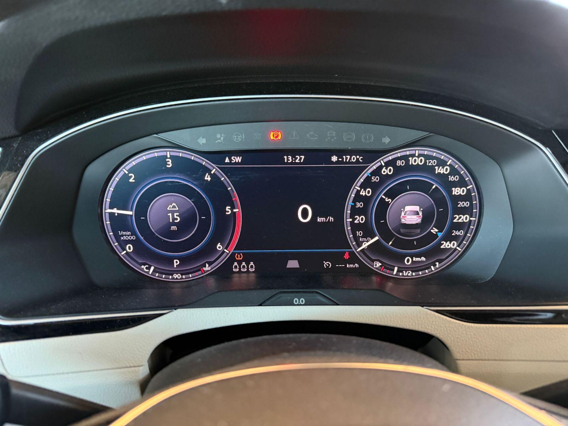 VOLKSWAGEN Passat 2017