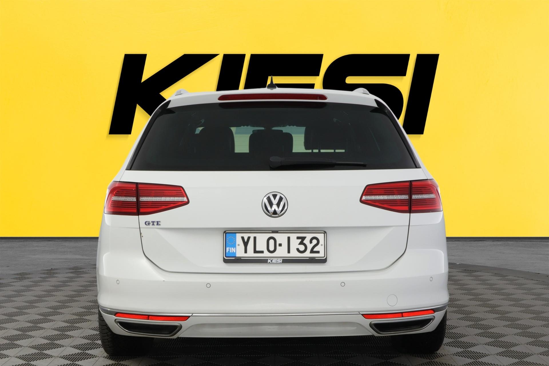 VOLKSWAGEN Passat 2016