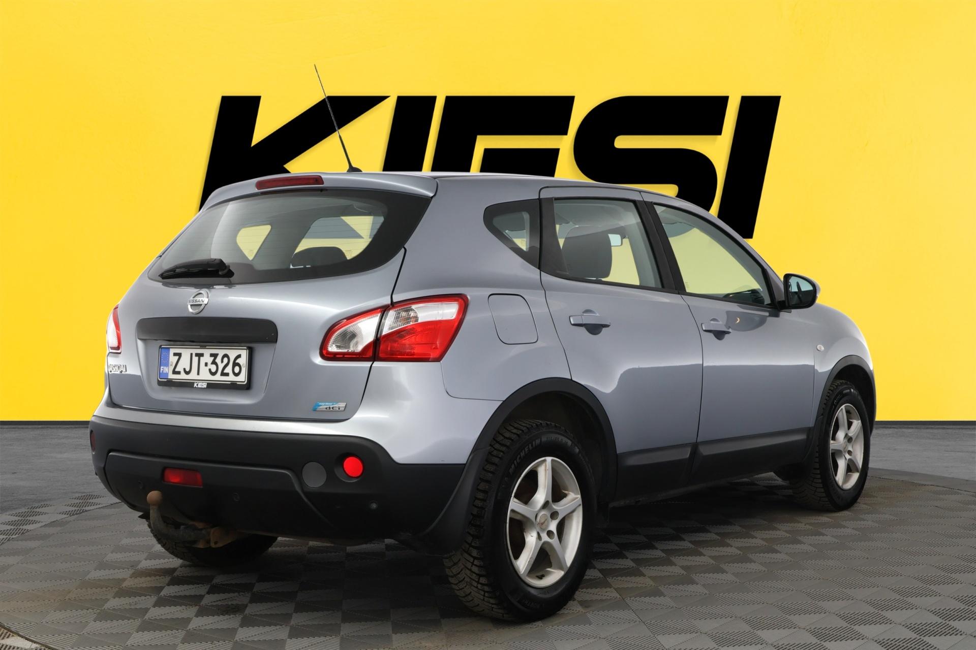 NISSAN Qashqai 2012