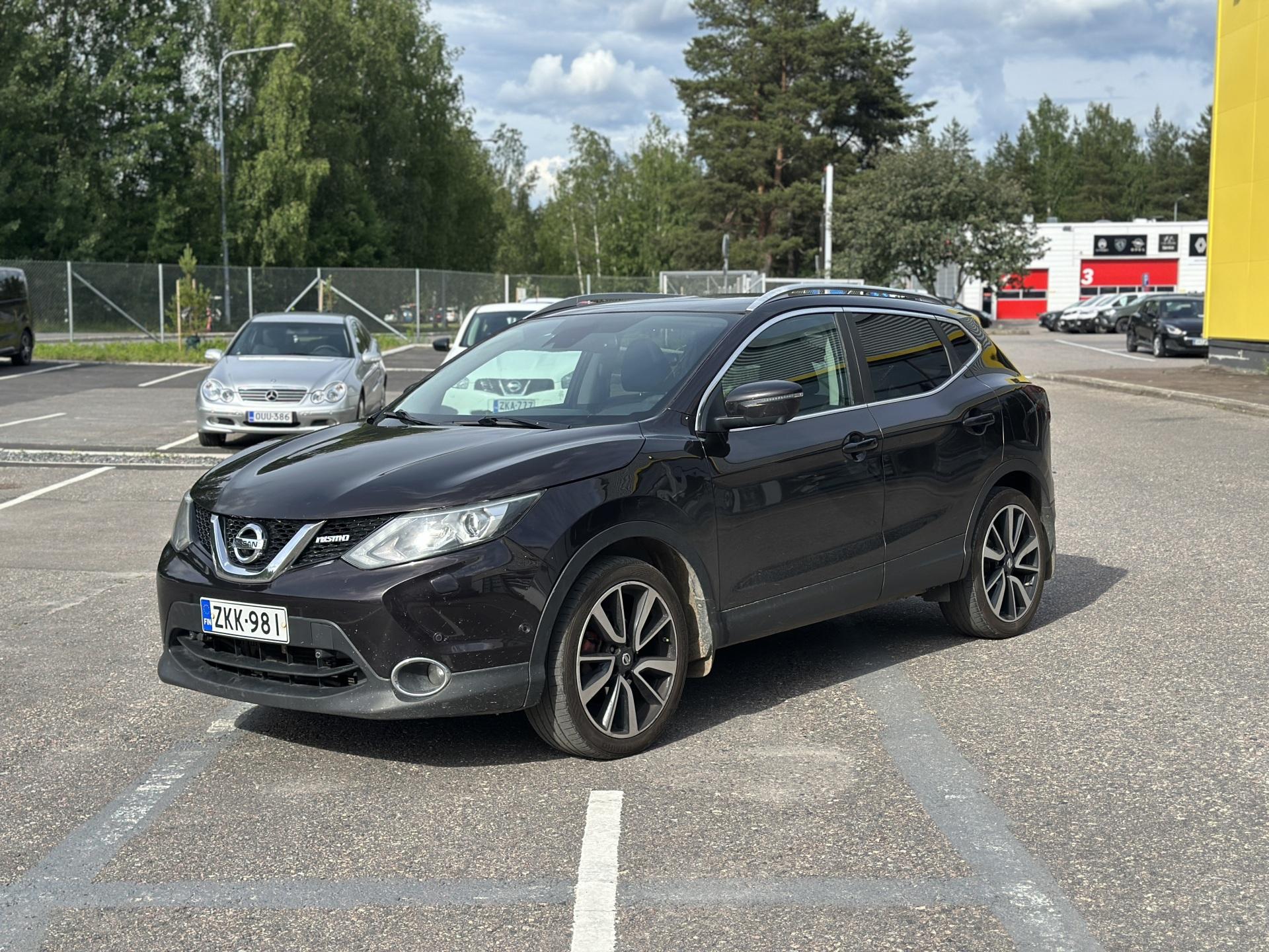 NISSAN Qashqai 2015