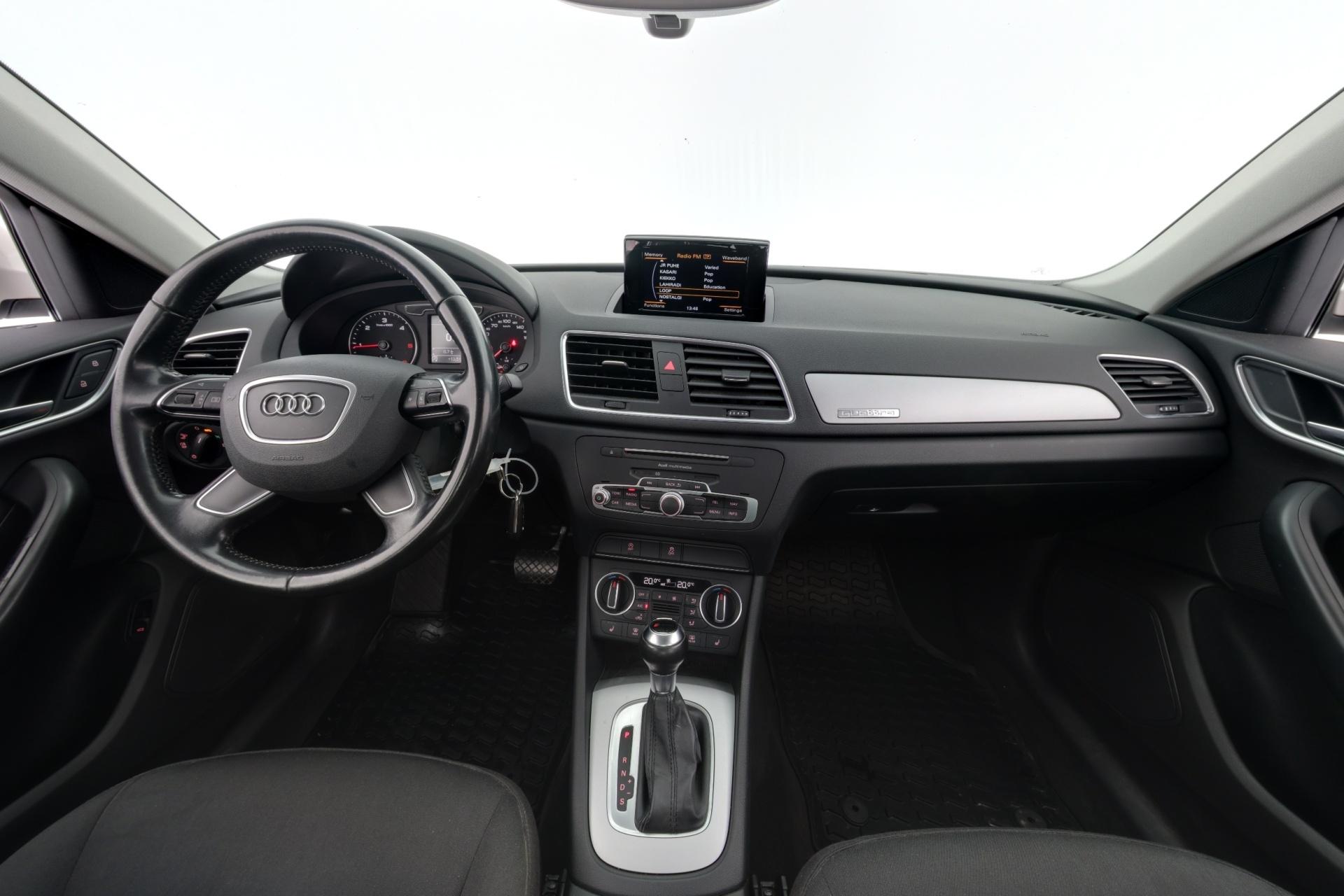 AUDI Q3 2015