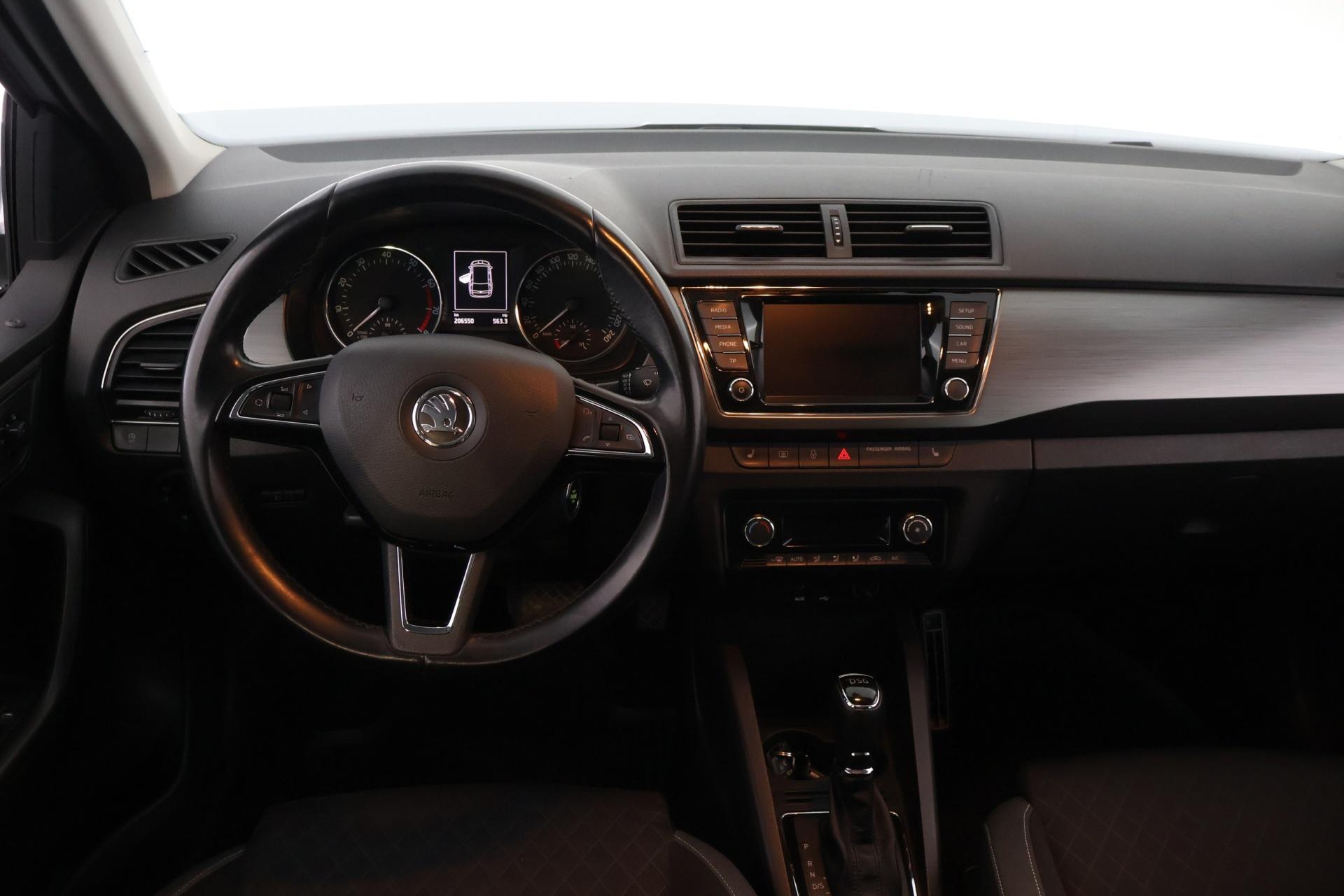SKODA Fabia 2015