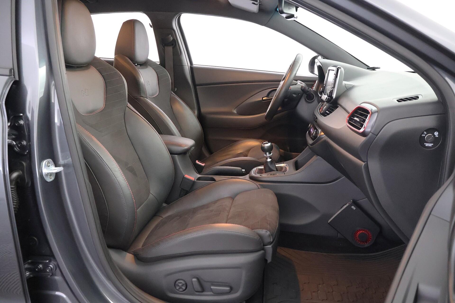 HYUNDAI i30 2019