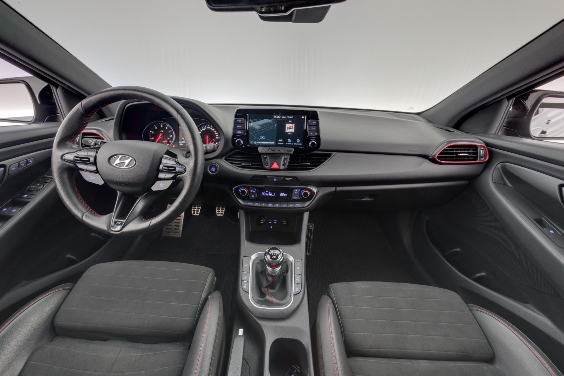 HYUNDAI i30 2019