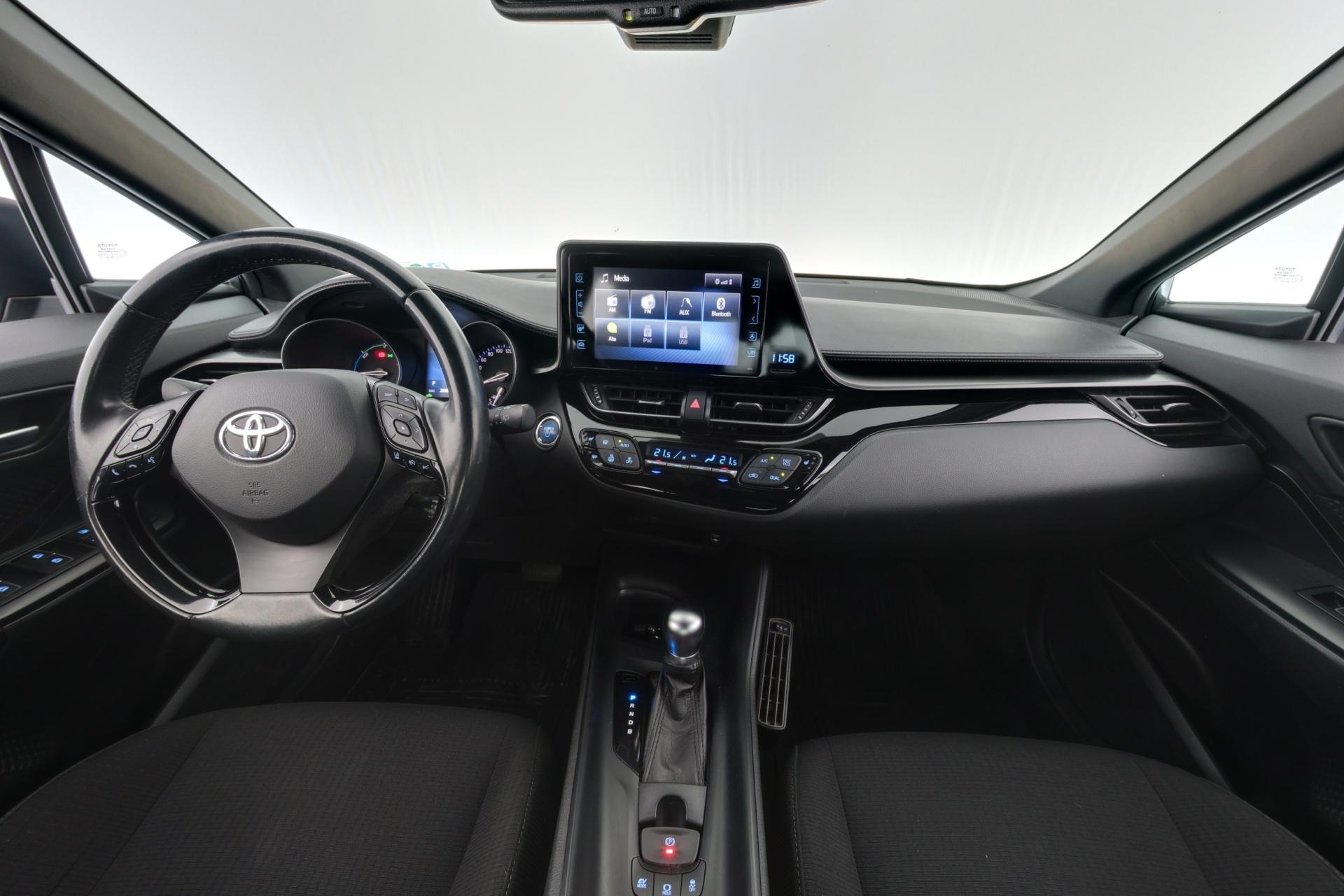 TOYOTA C-HR 2018