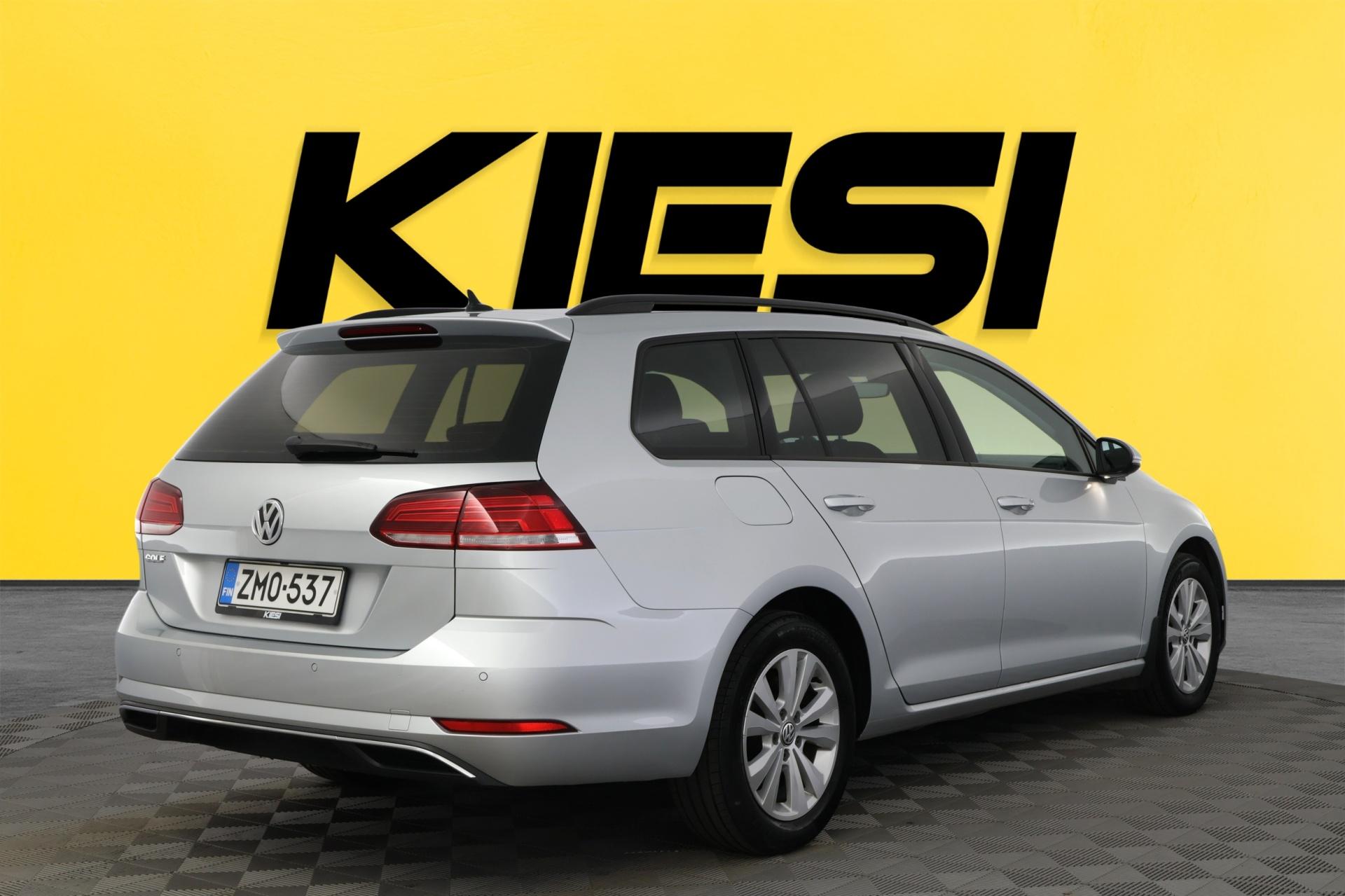 VOLKSWAGEN Golf 2019