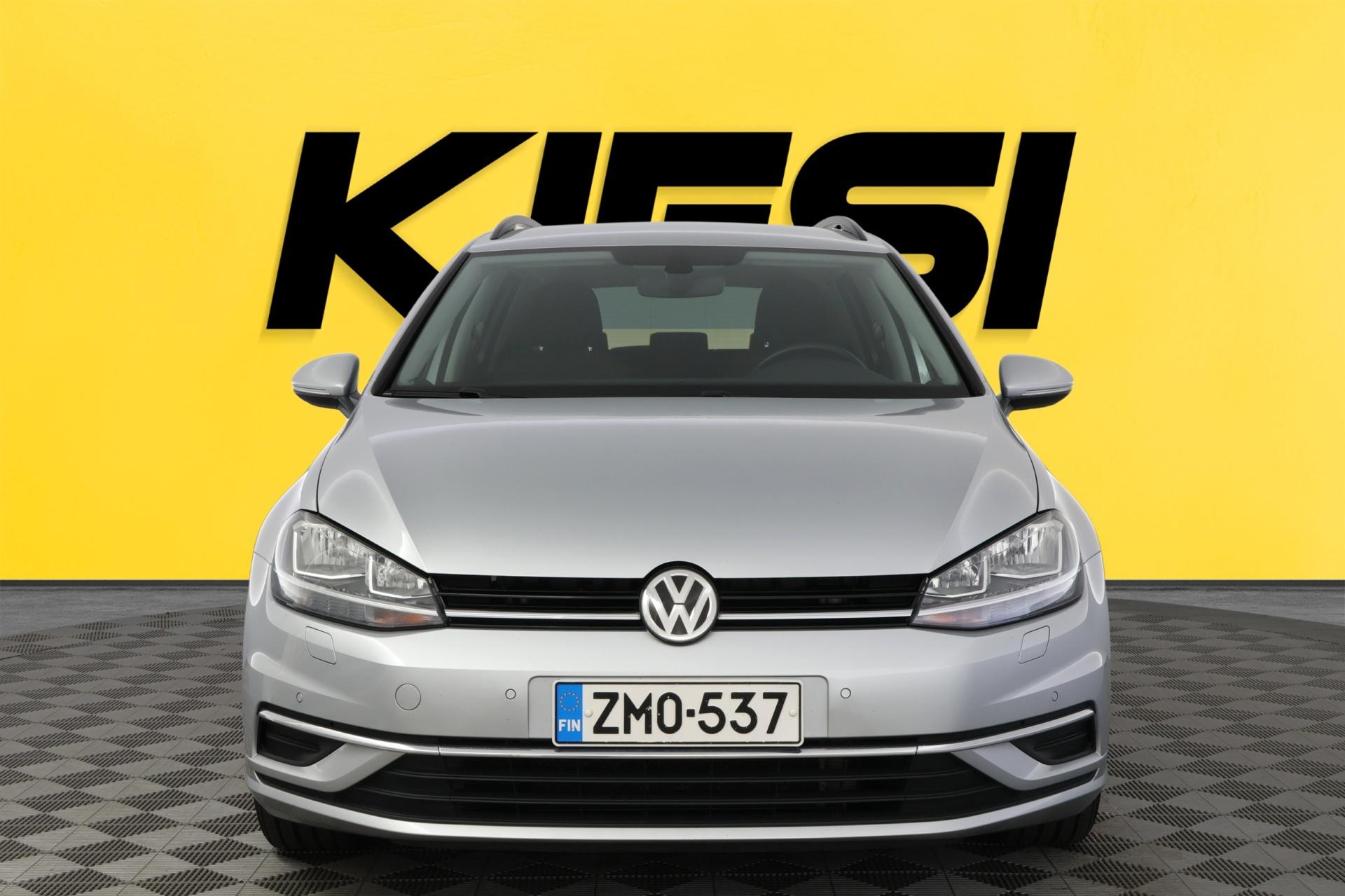 VOLKSWAGEN Golf 2019