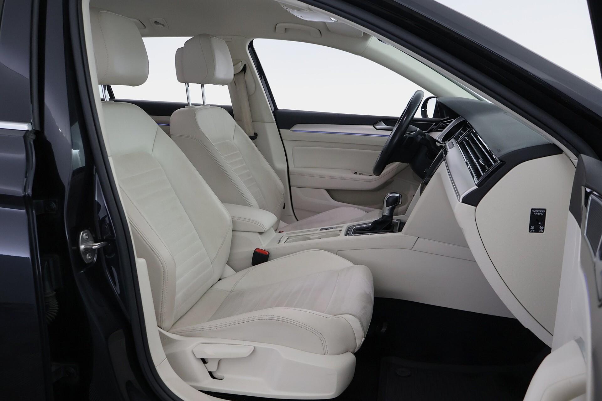 VOLKSWAGEN Passat 2017