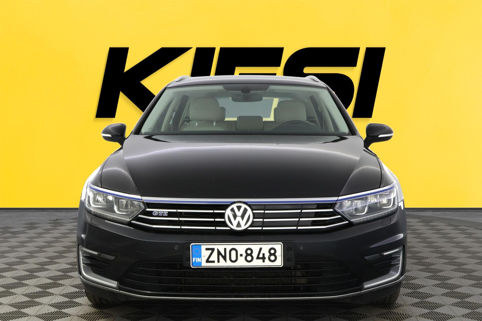 VOLKSWAGEN Passat 2017