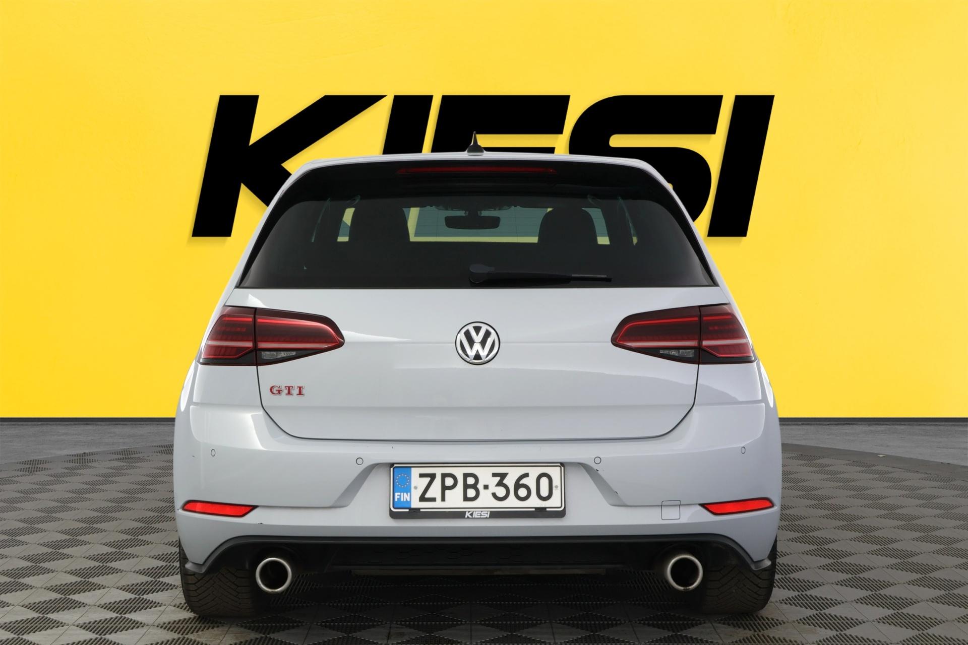 VOLKSWAGEN Golf 2019