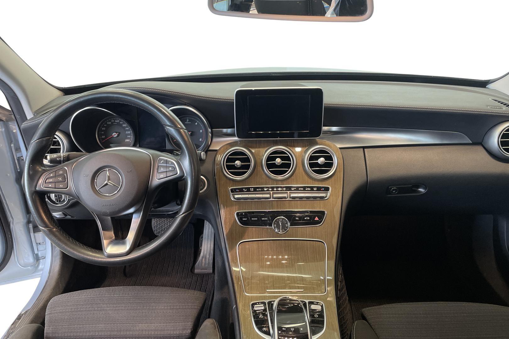 Mercedes-Benz C 2015