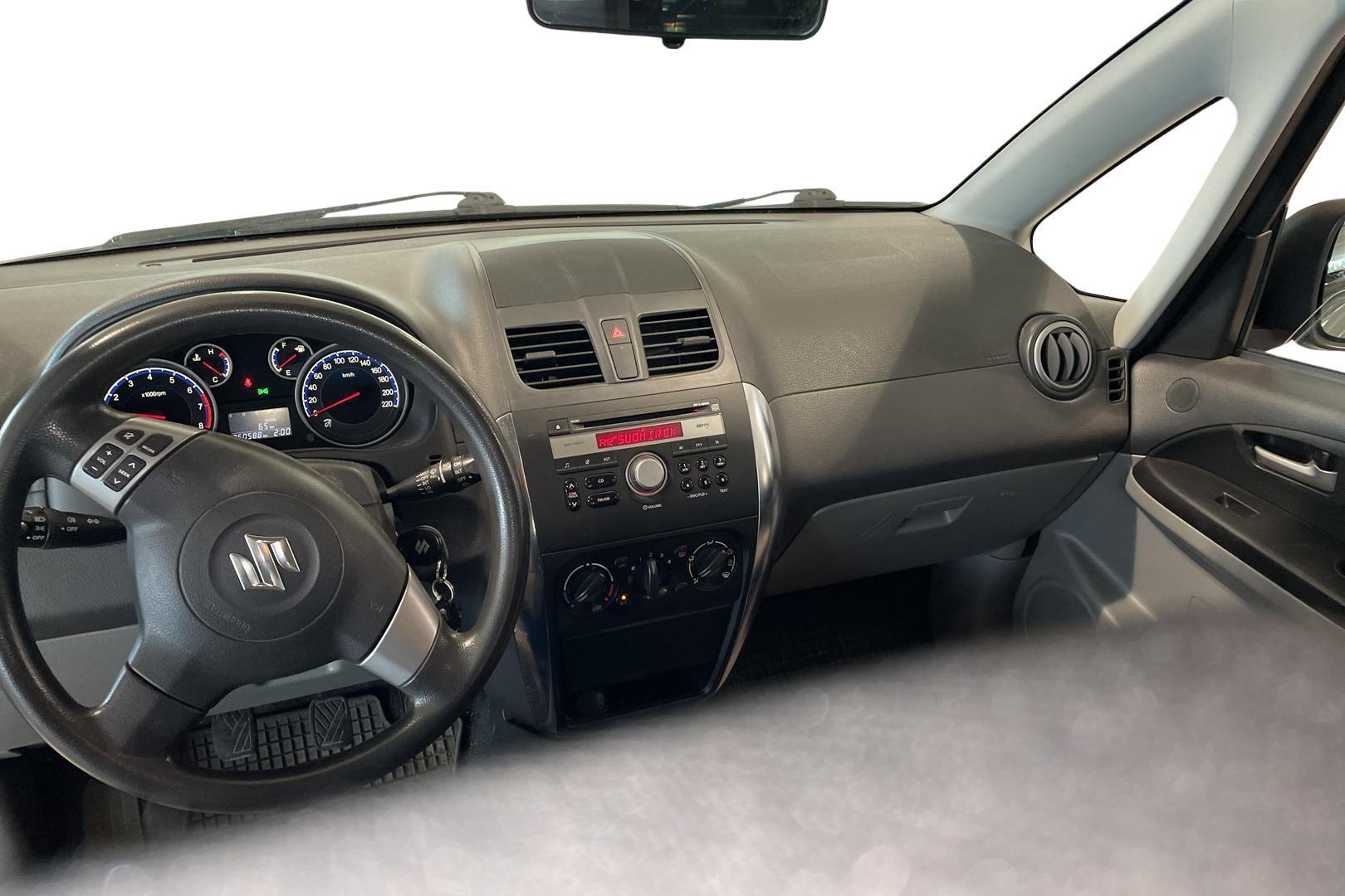 SUZUKI SX4 2010