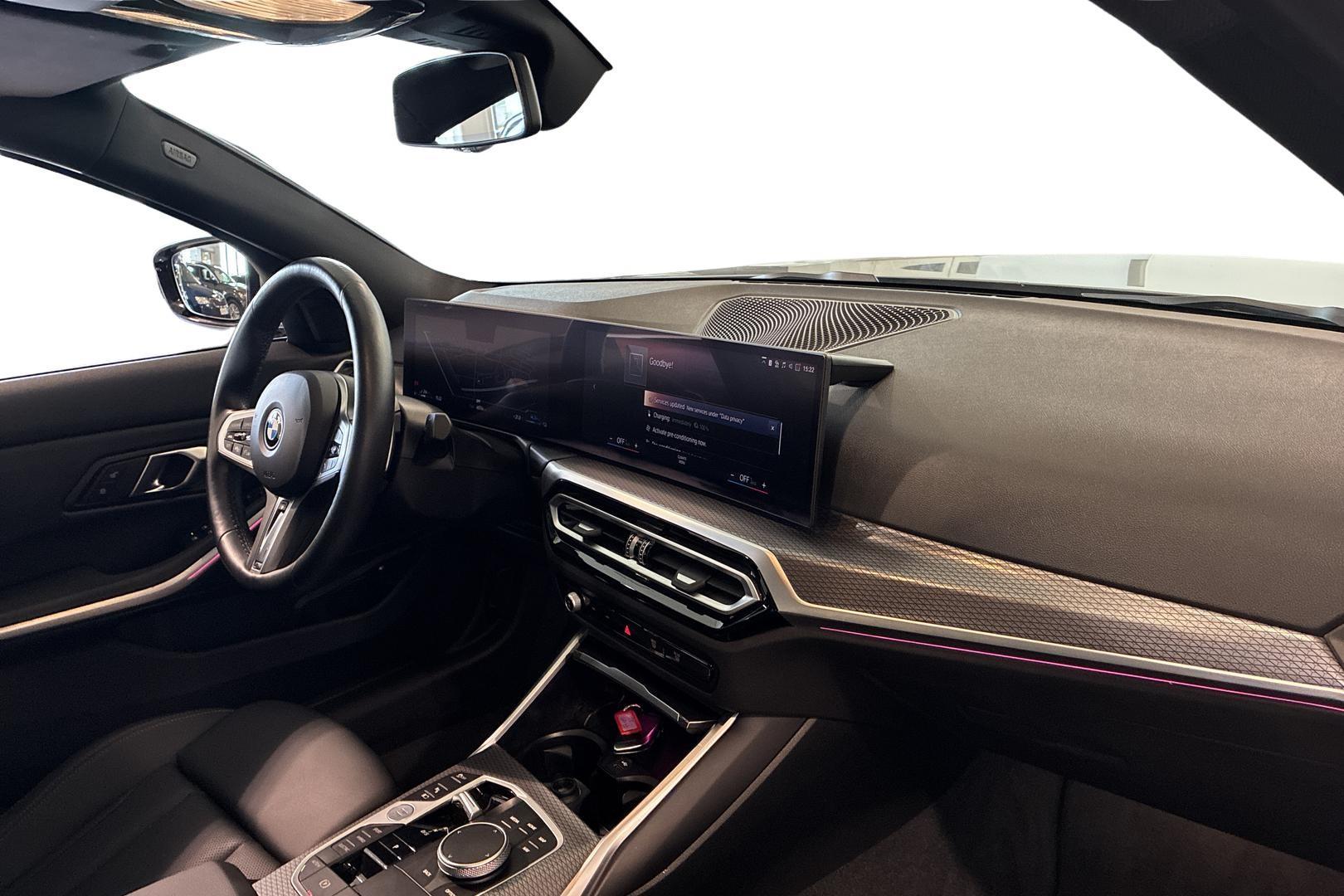BMW 330 2024