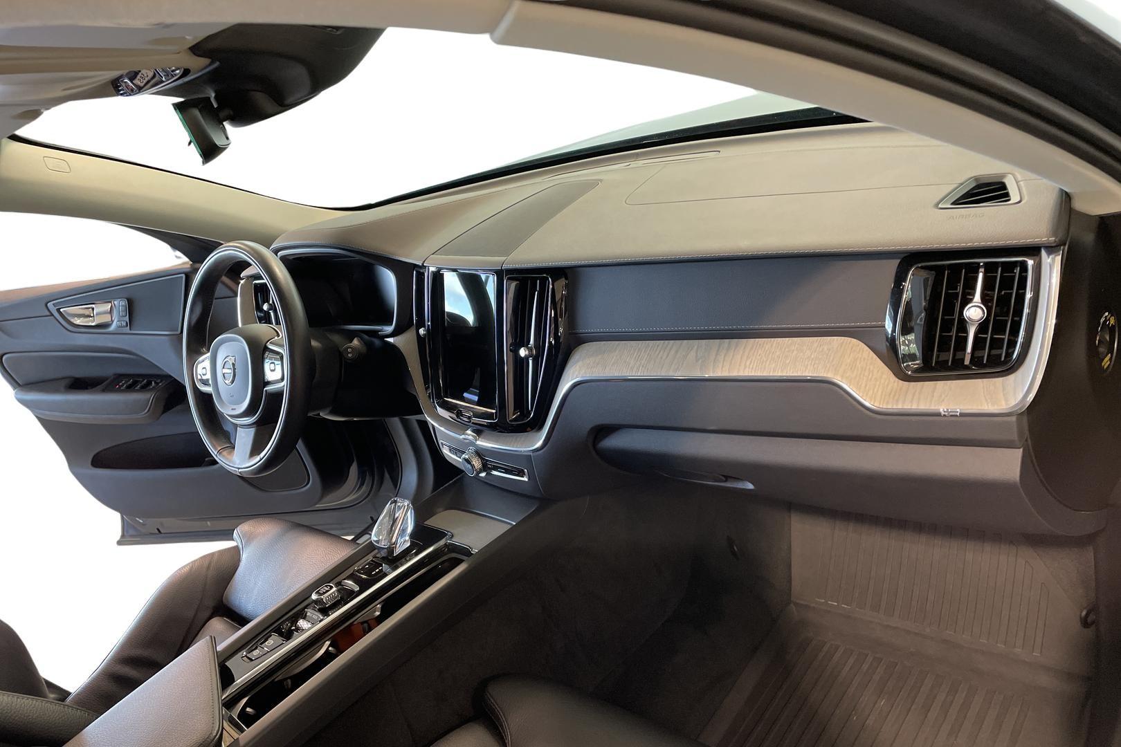 Volvo XC60 2021