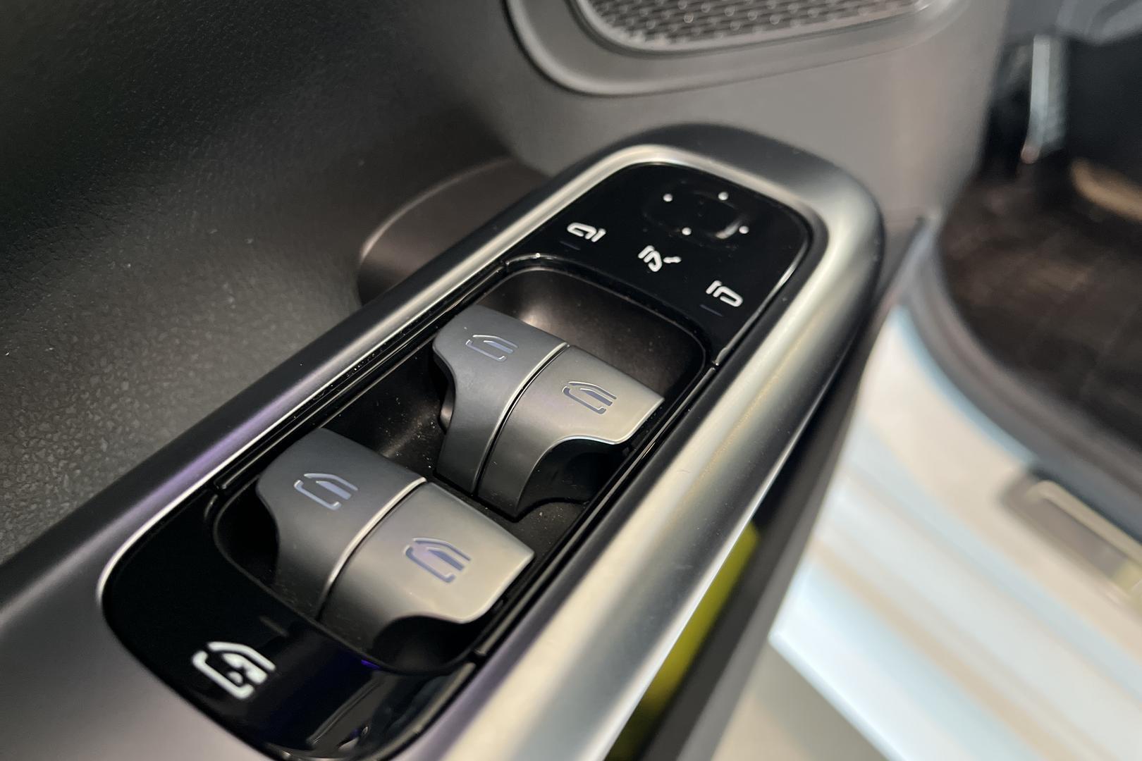 Mercedes-Benz C 2023