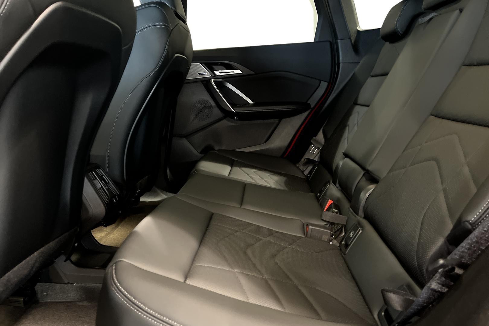 BMW iX1 2026