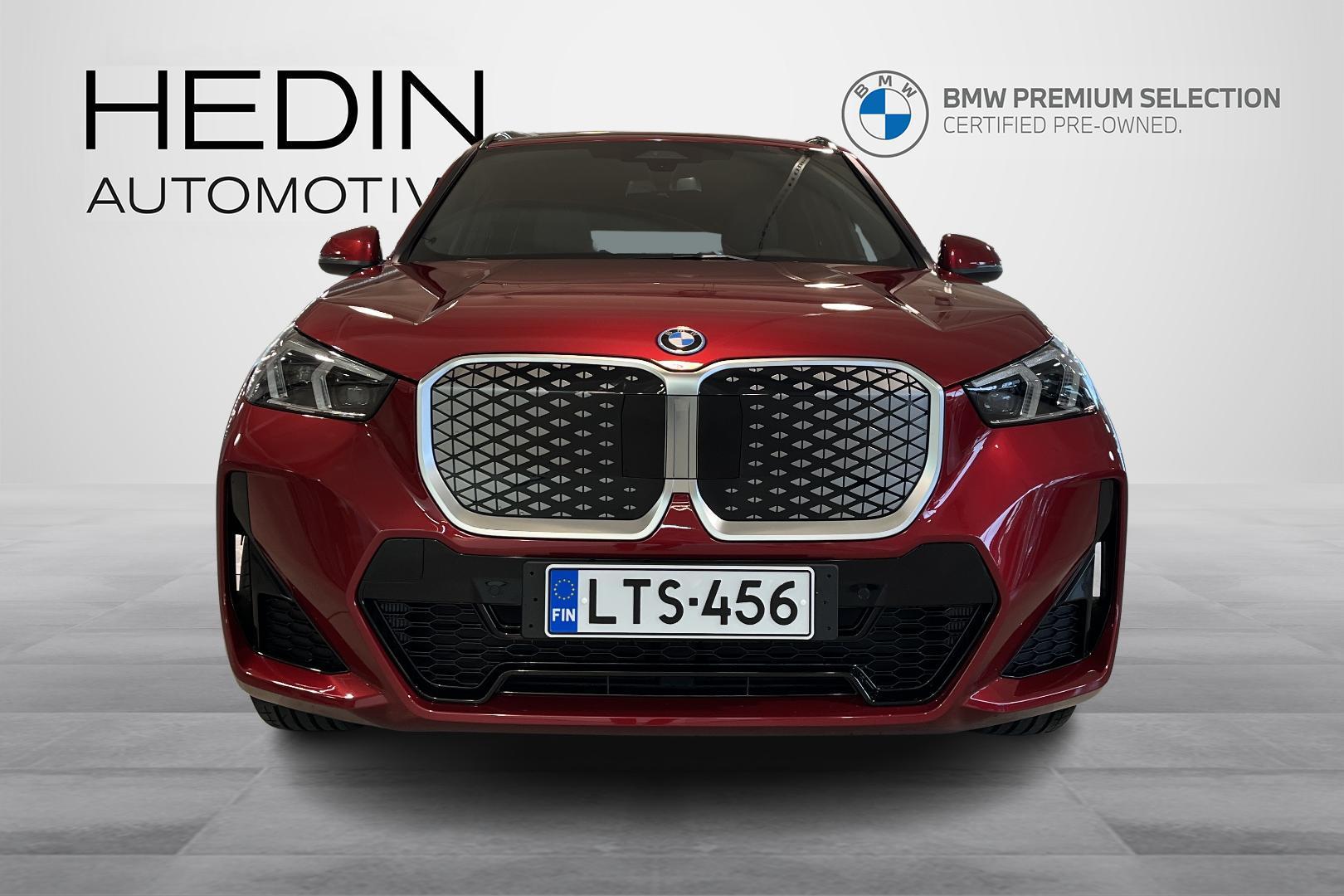 BMW iX1 2026